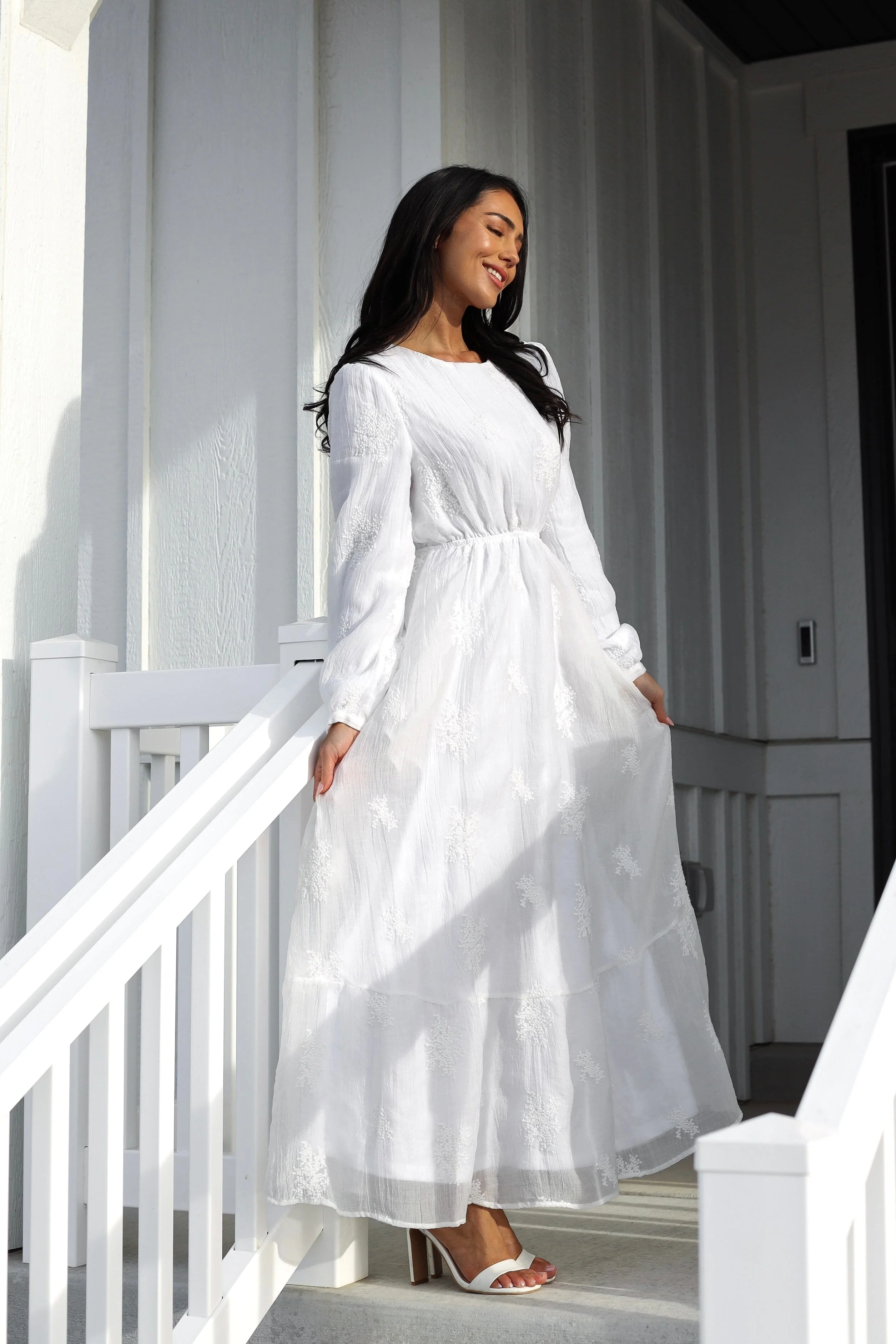 The Adea White Dresses - XNAUWBI