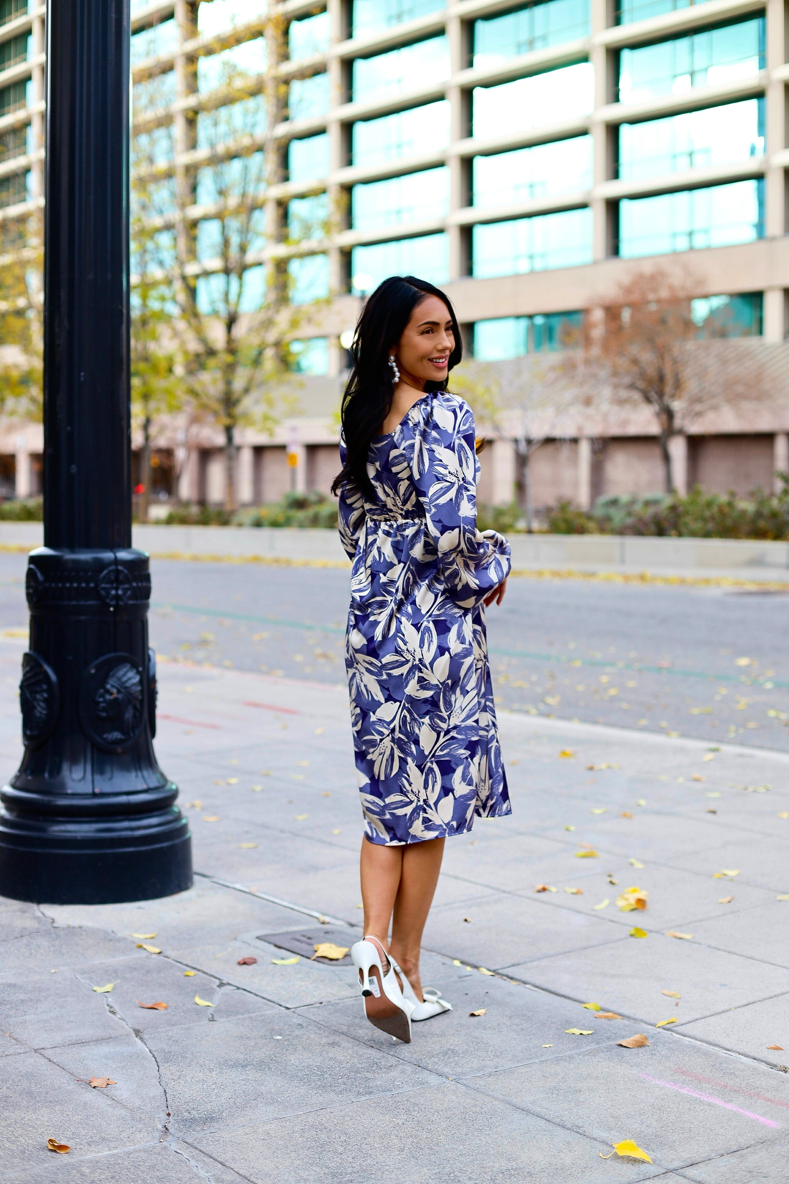 The Nellie Groovy Indigo Dresses - XNAUWBI