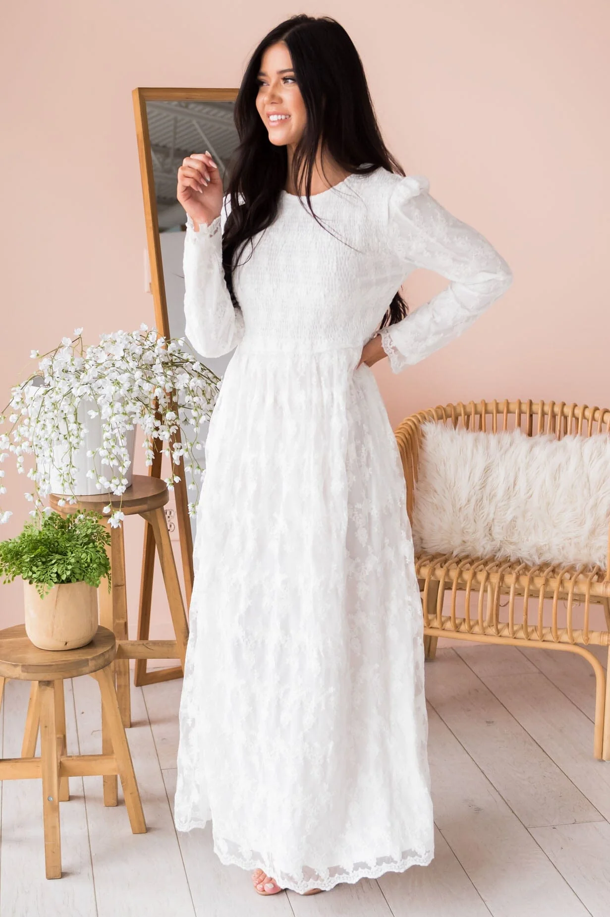 The Brinlee White Lace Dresses - XNAUWBI