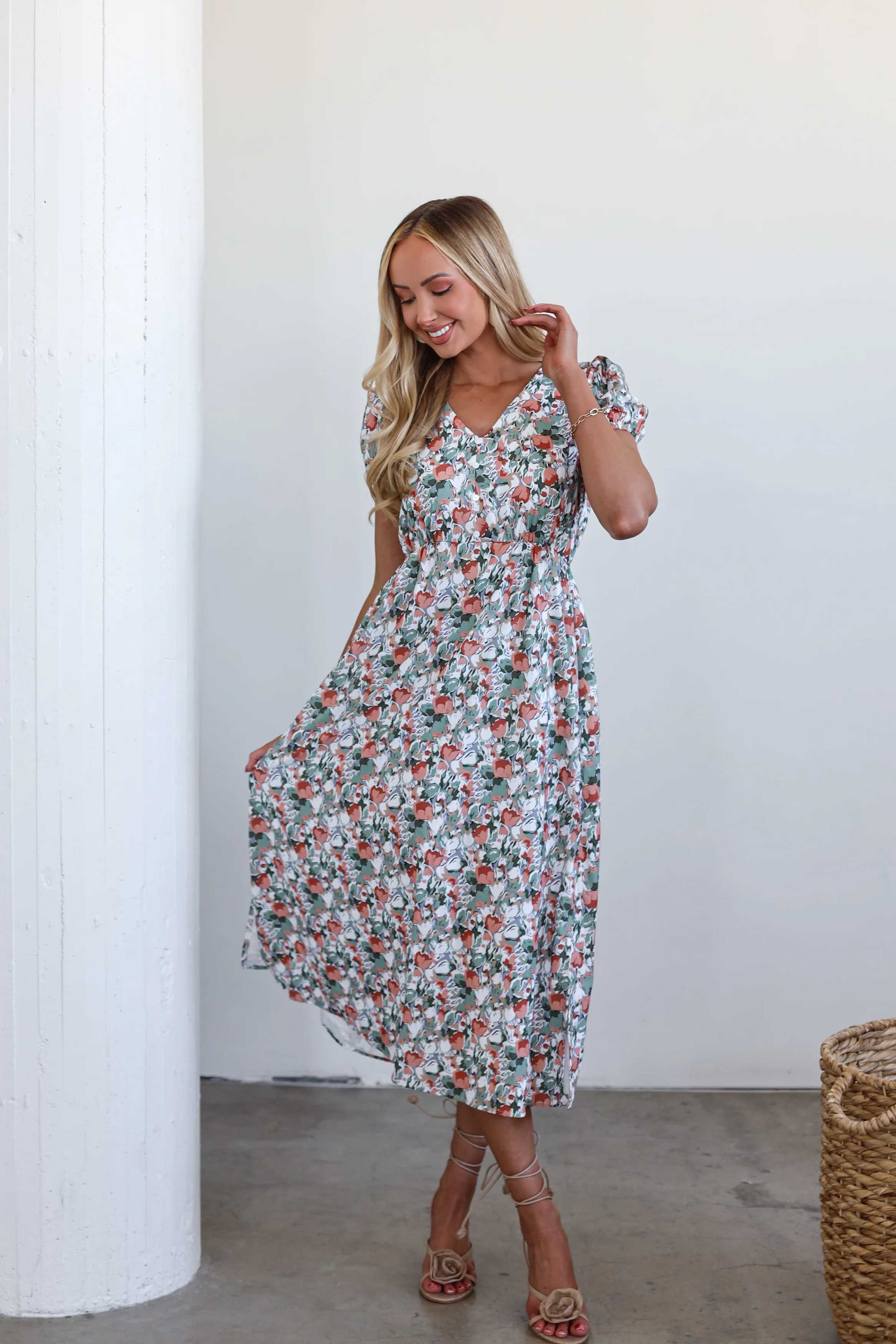 The Preston Tropicana Tulip Dresses - XNAUWBI