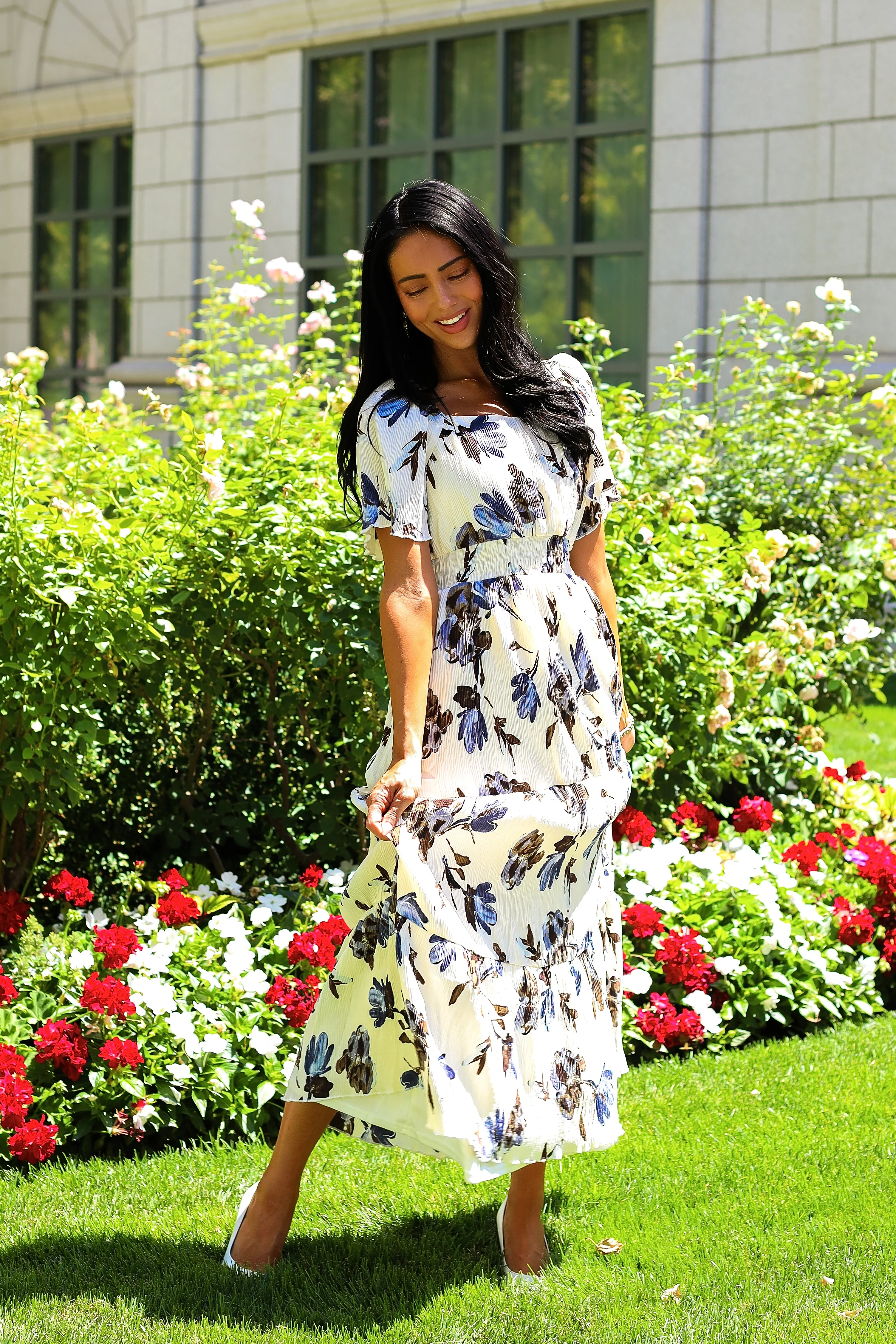 The Darci Ashen Taupe Dresses - XNAUWBI