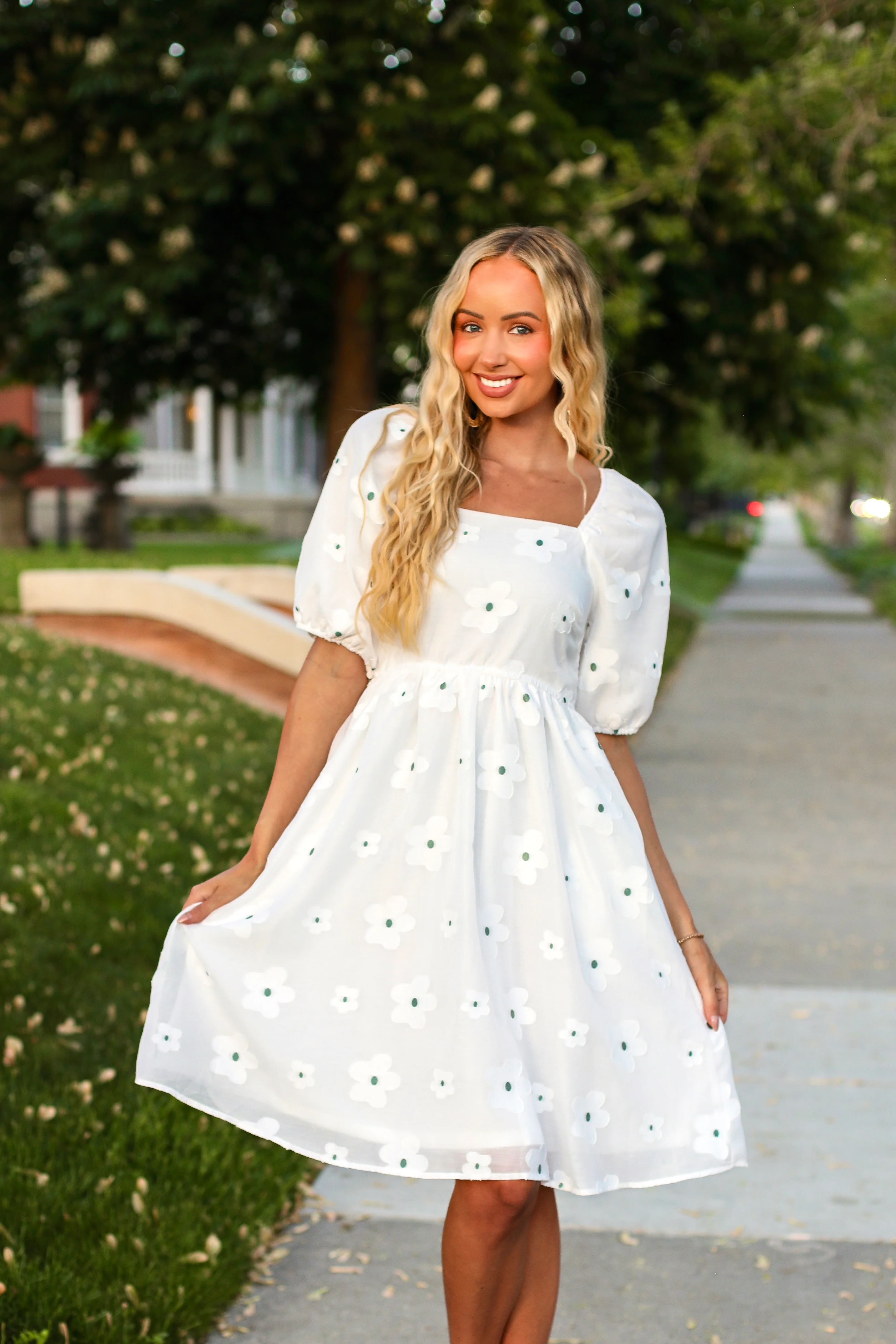 The Jaceline Ivory Floral Dresses - XNAUWBI