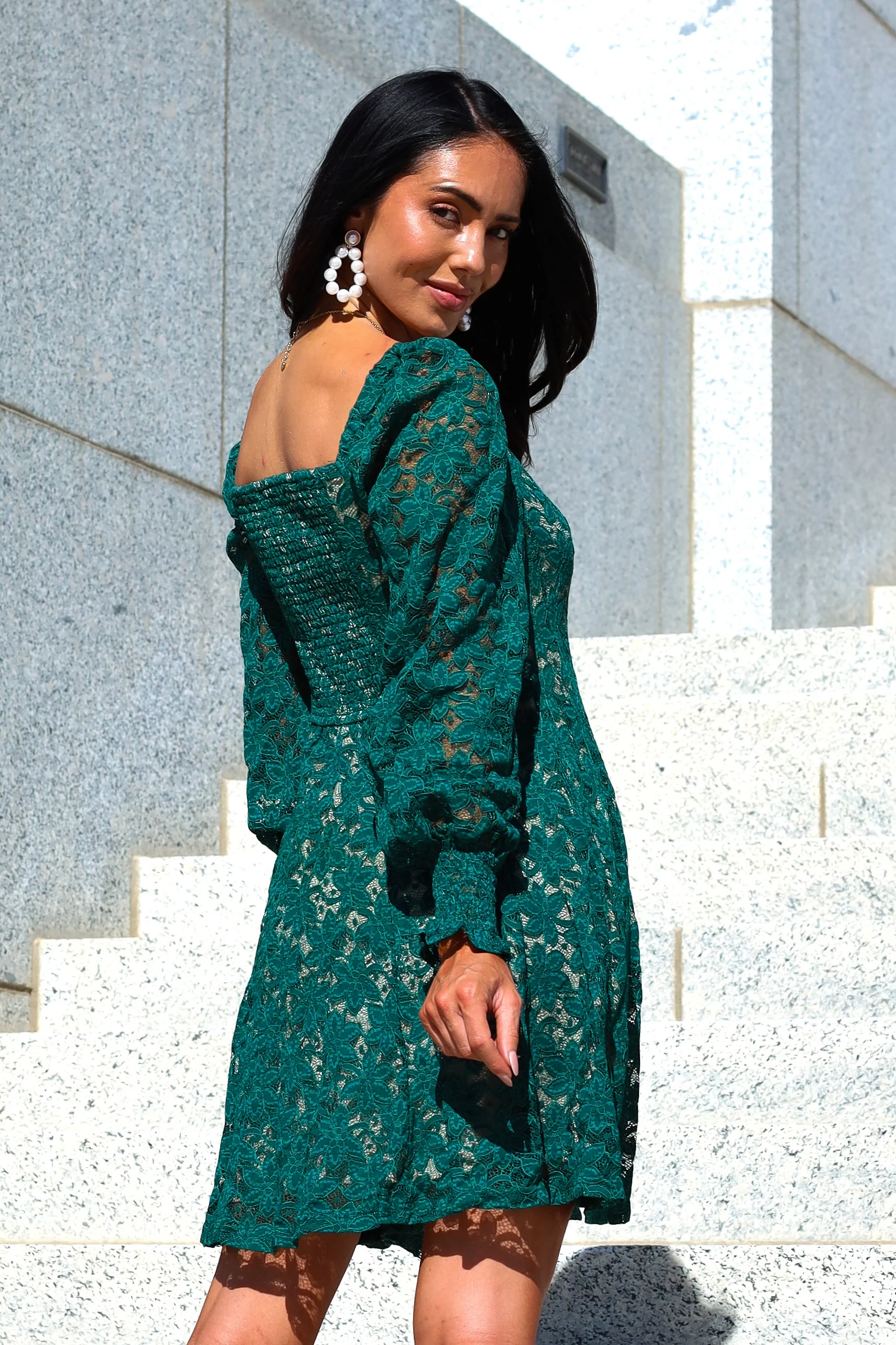 The Amery Emerald Lace Dresses - XNAUWBI