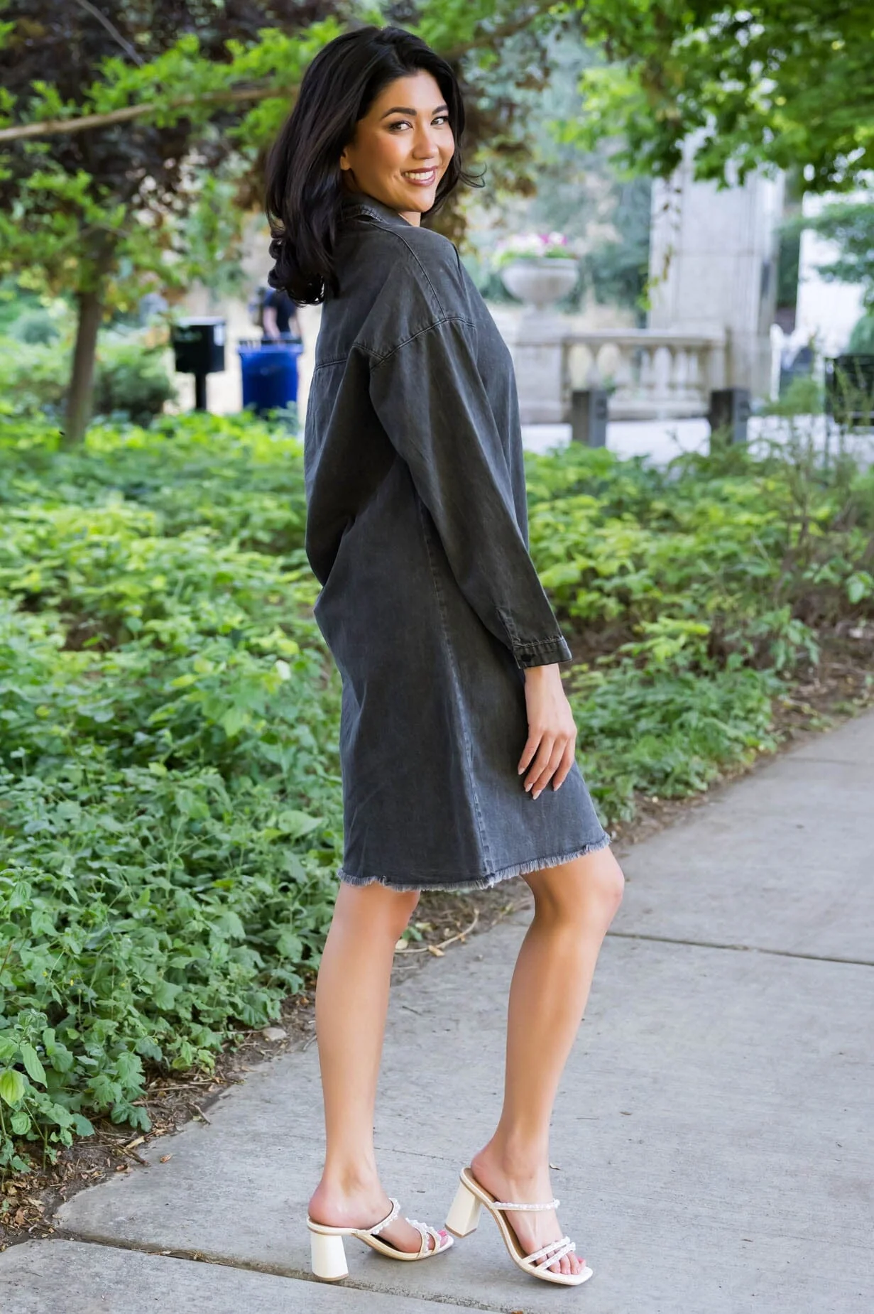 The Nora Faded Black Dresses - XNAUWBI