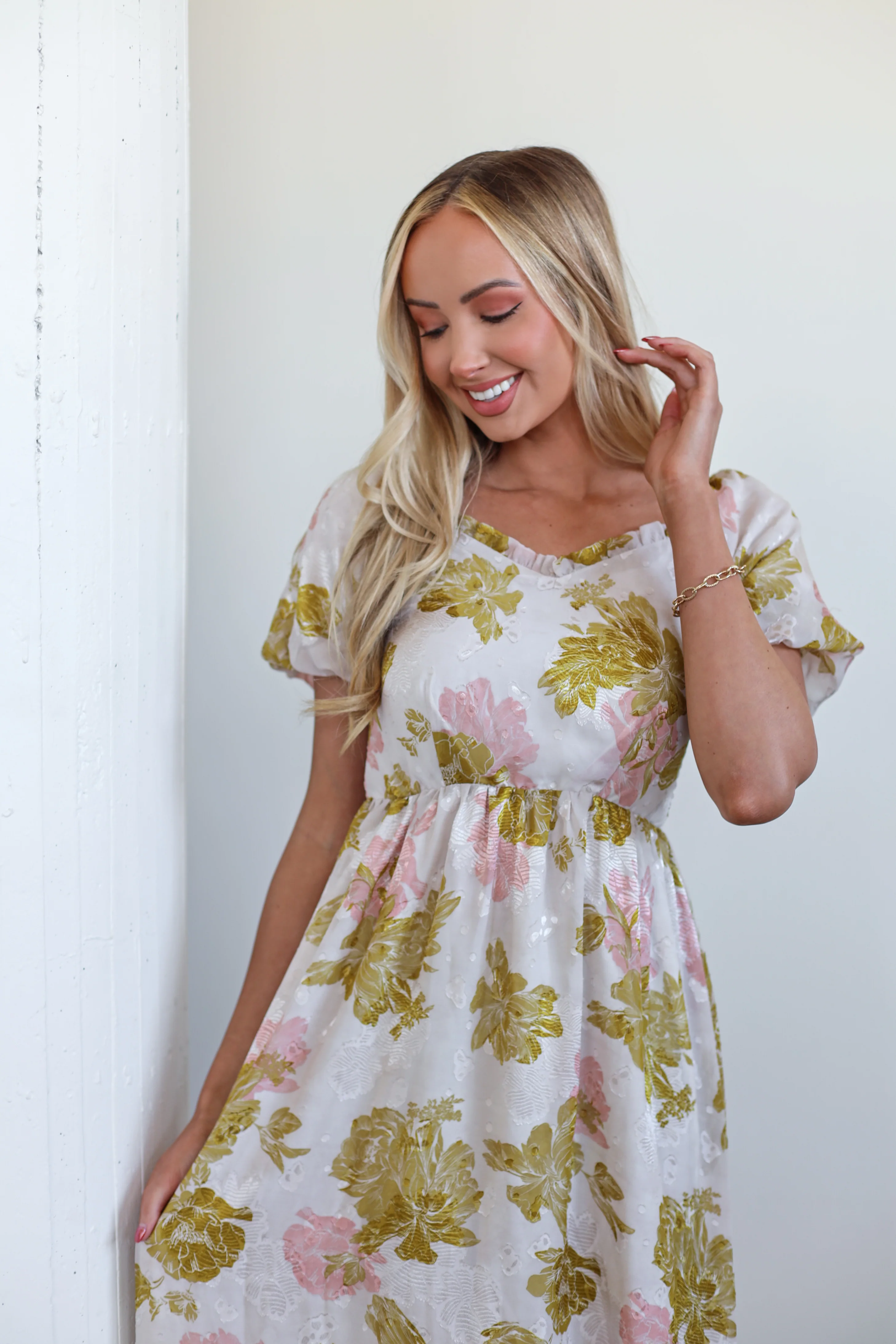 The Winnie Olive Oasis Dresses - XNAUWBI