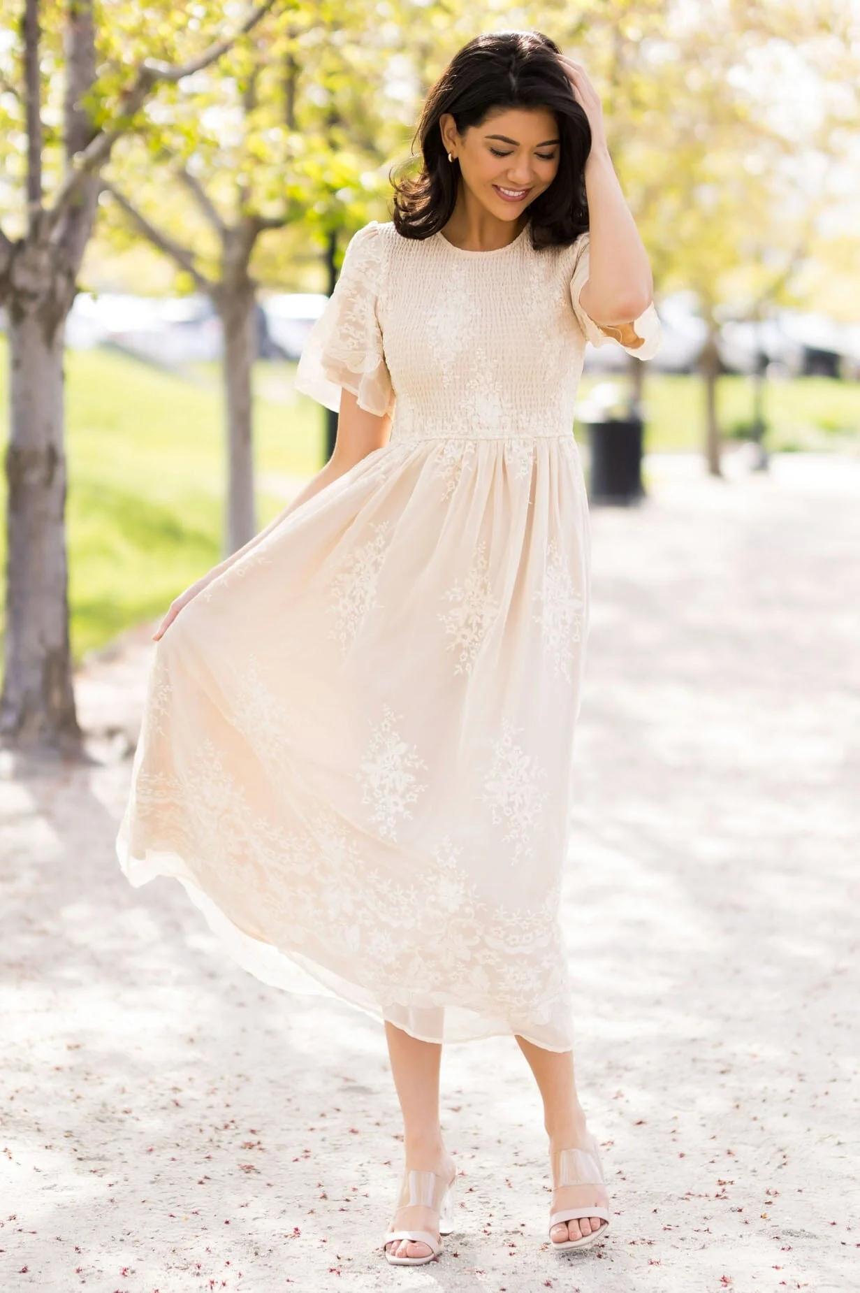 The Sonnet Champagne Embroidery & Lace Dresses - XNAUWBI