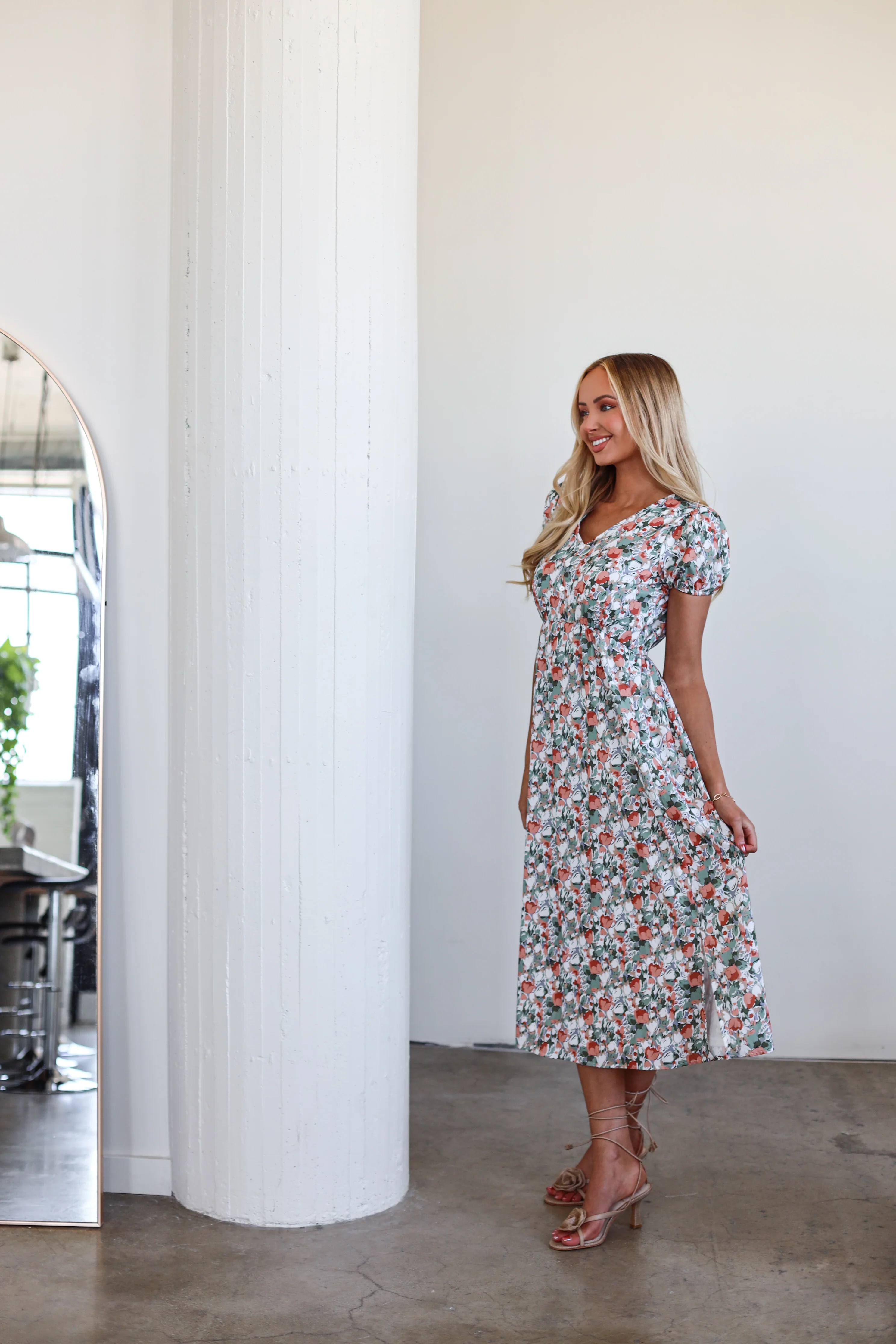 The Preston Tropicana Tulip Dresses - XNAUWBI