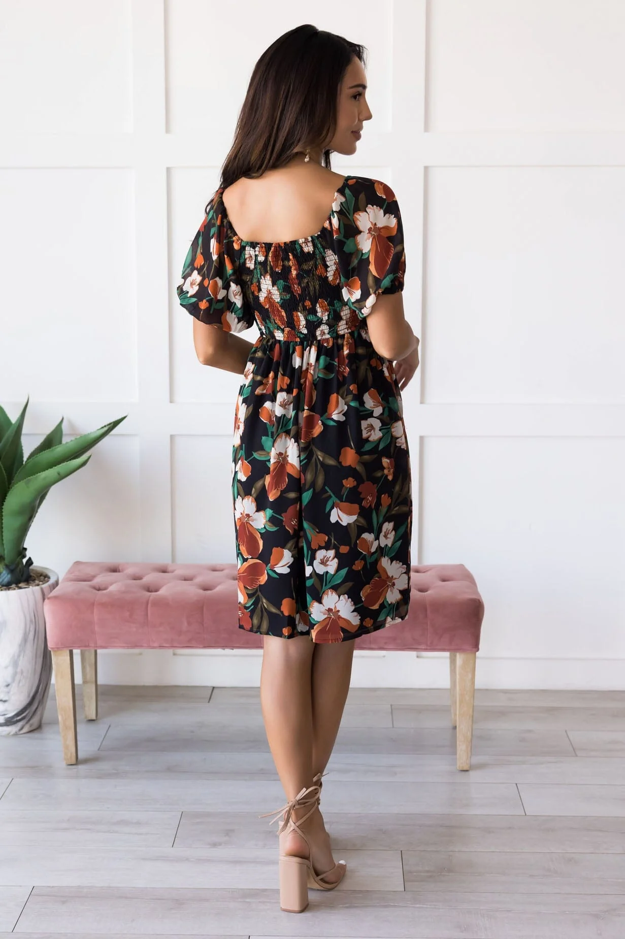 The Kimberly Noir Blossoms Dresses - XNAUWBI