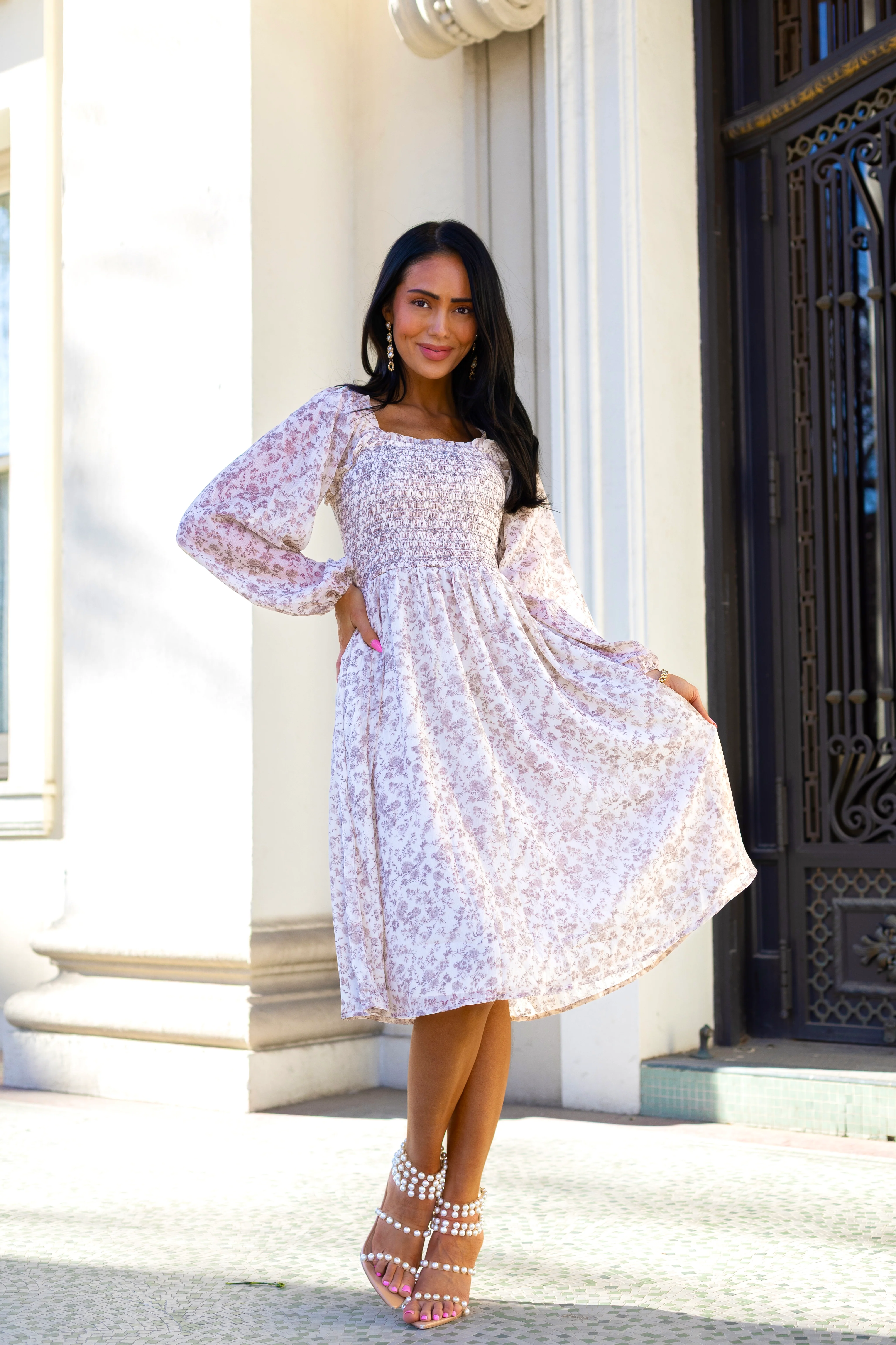 The Audrey Cream/Taupe Floral Dresses - XNAUWBI