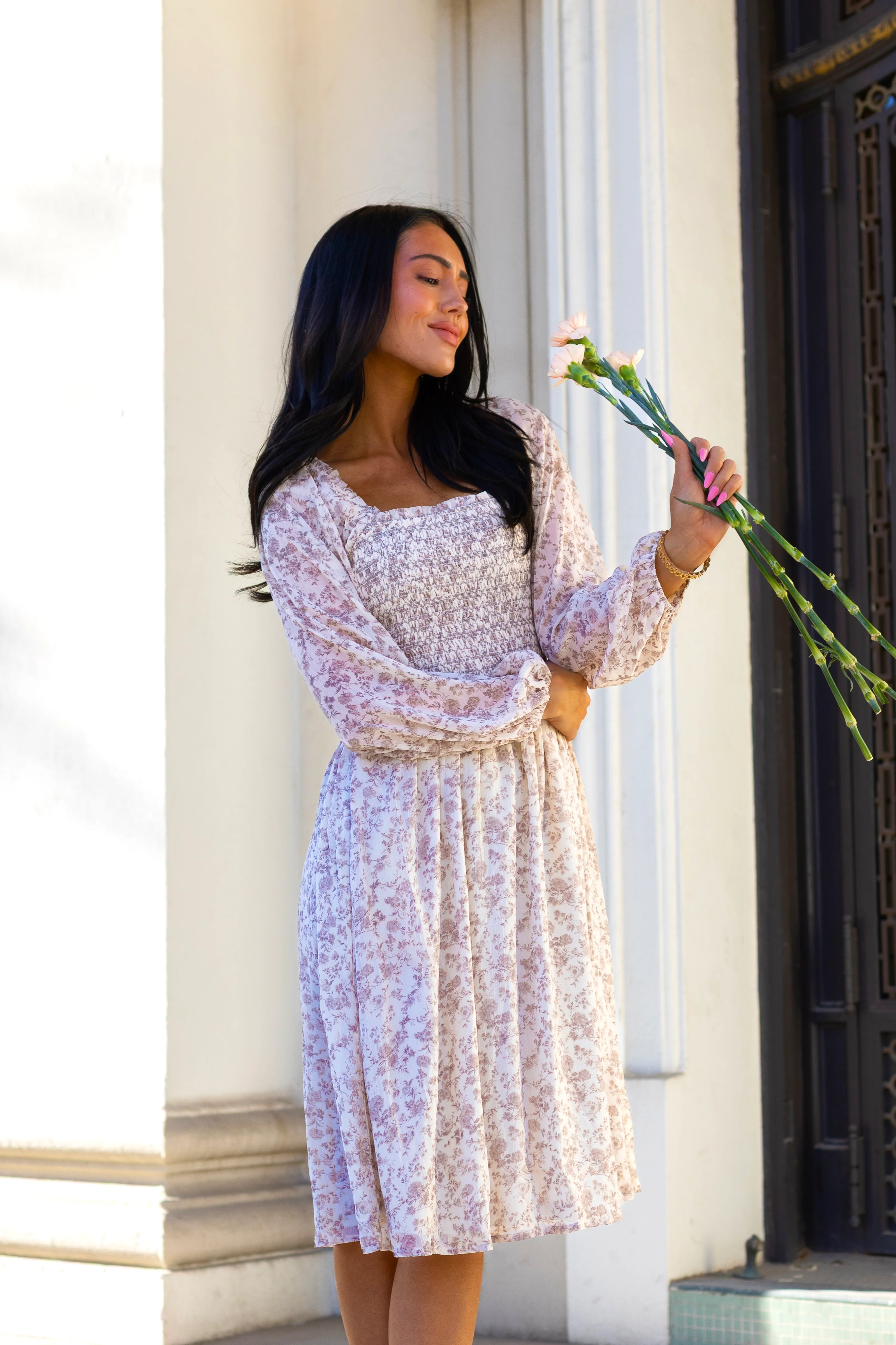 The Audrey Cream/Taupe Floral Dresses - XNAUWBI
