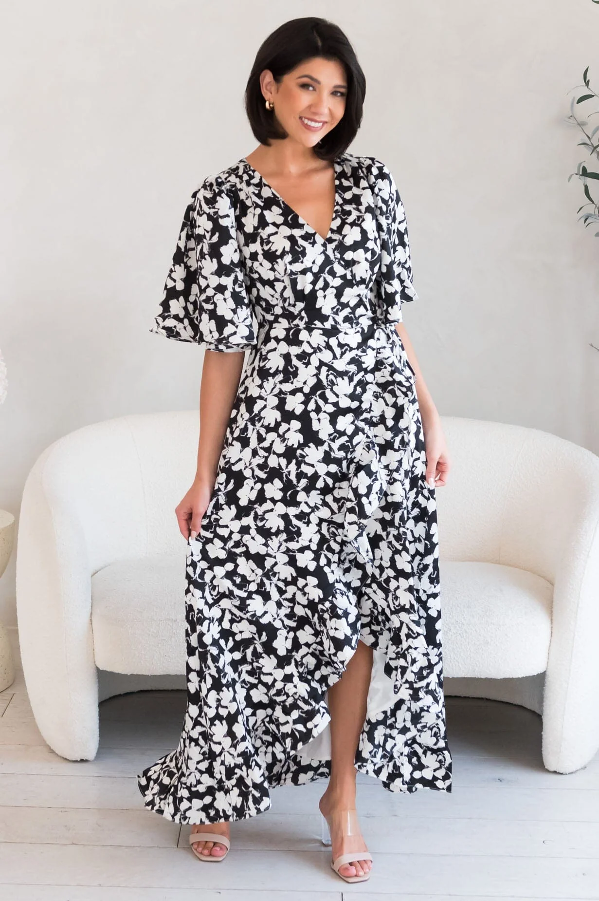 The Vallie Black/White Floral Dresses - XNAUWBI
