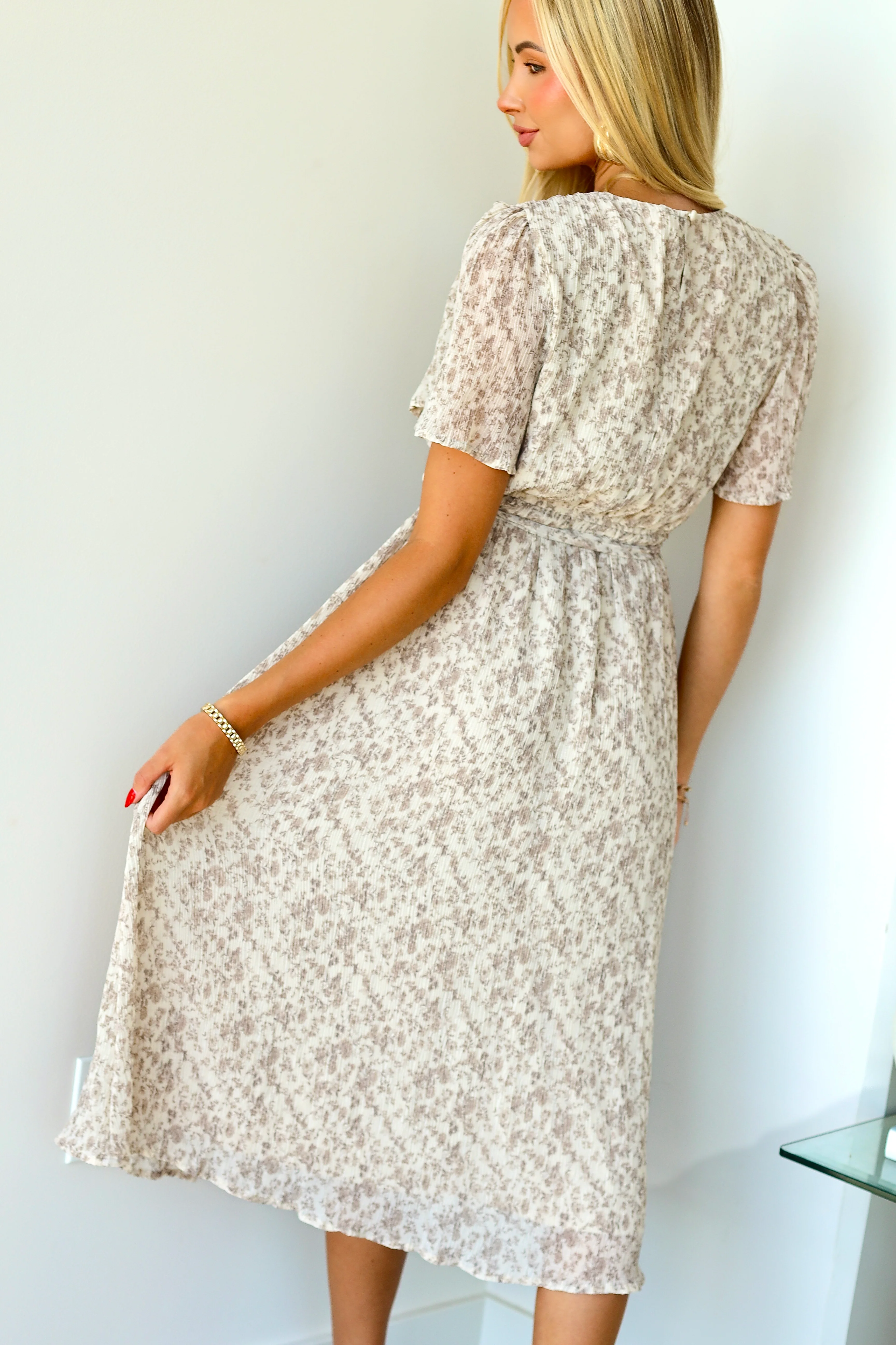 The Dainelle Ivory/Taupe Floral Dresses - XNAUWBI