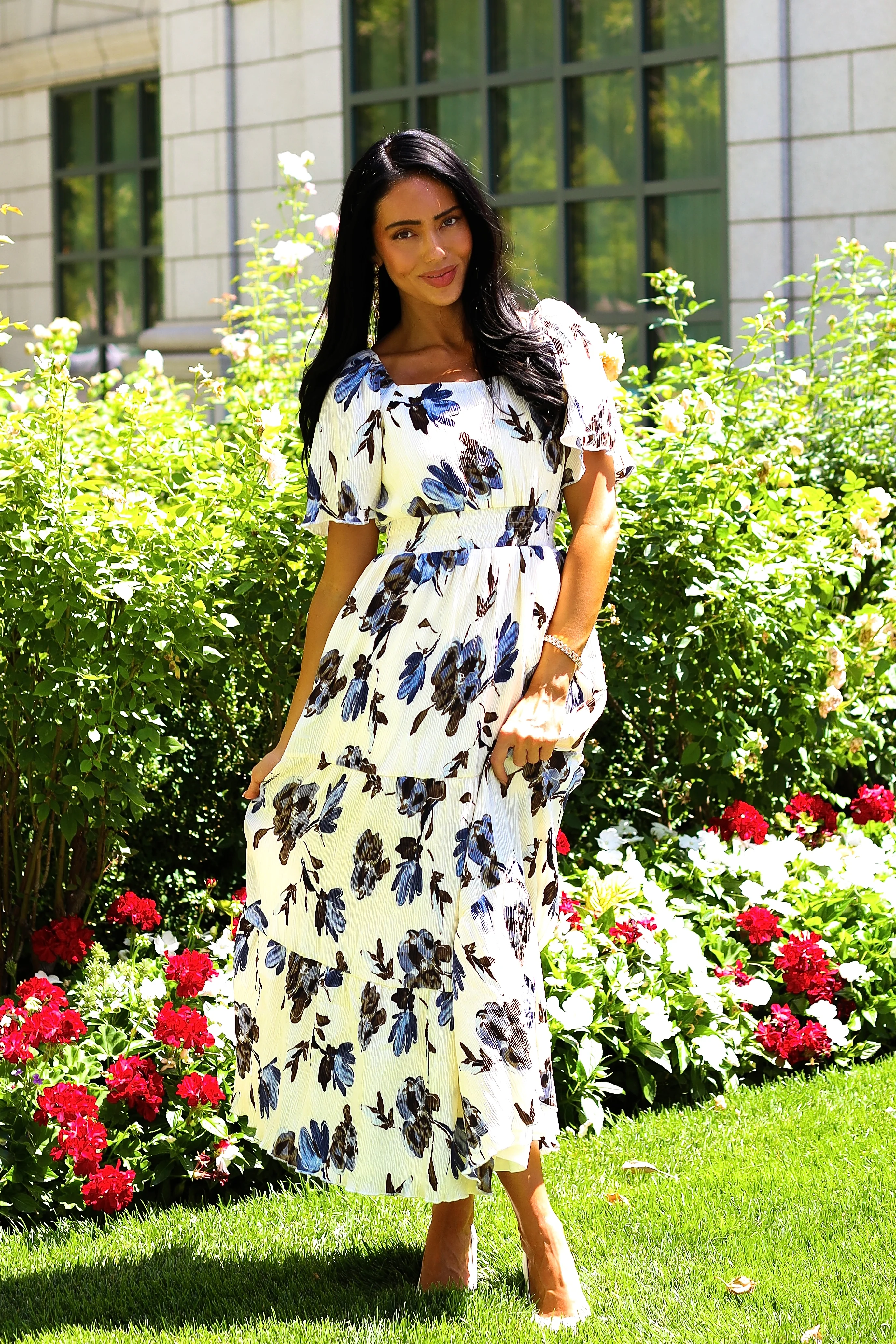 The Darci Ashen Taupe Dresses - XNAUWBI