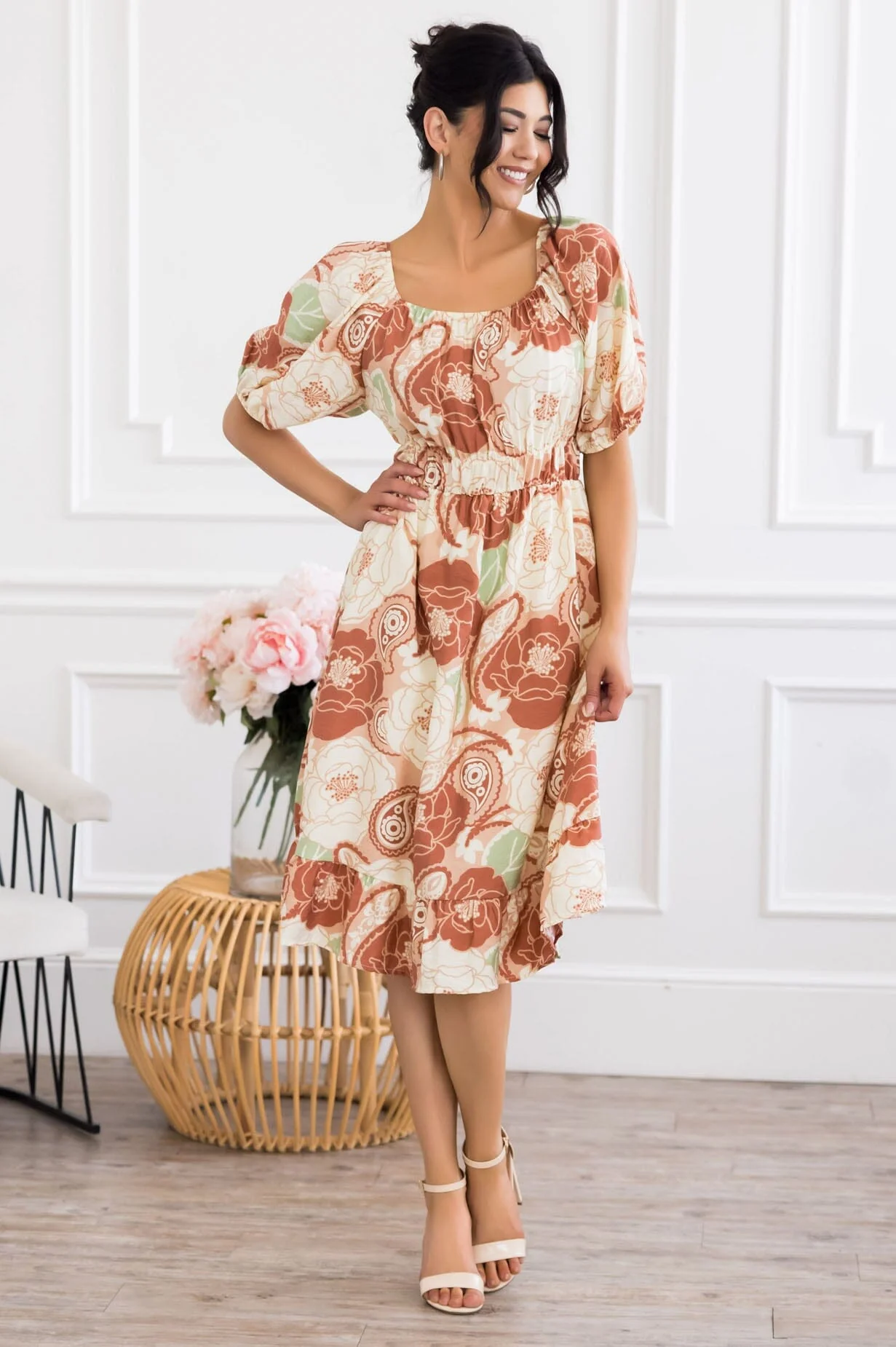 The Sunnee Cream Floral Dresses - XNAUWBI