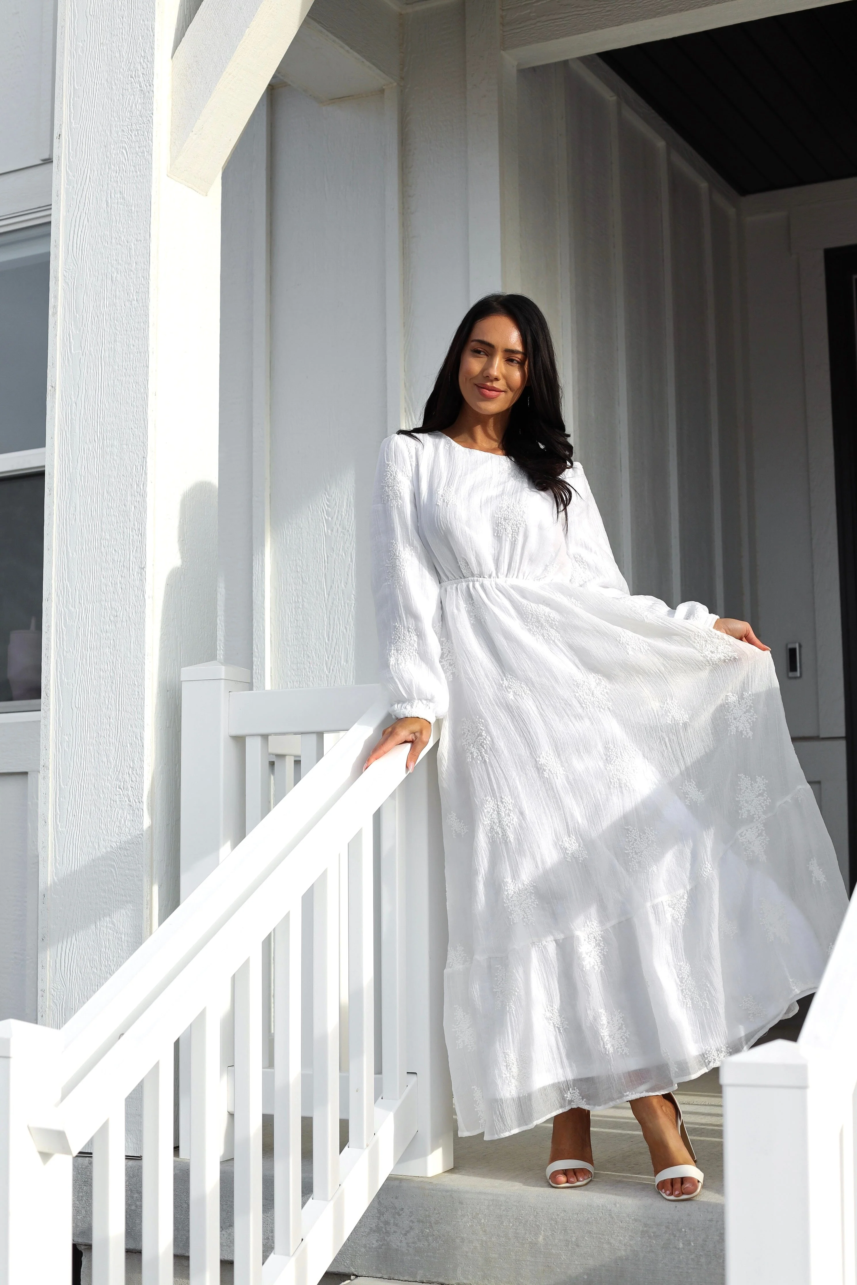 The Adea White Dresses - XNAUWBI