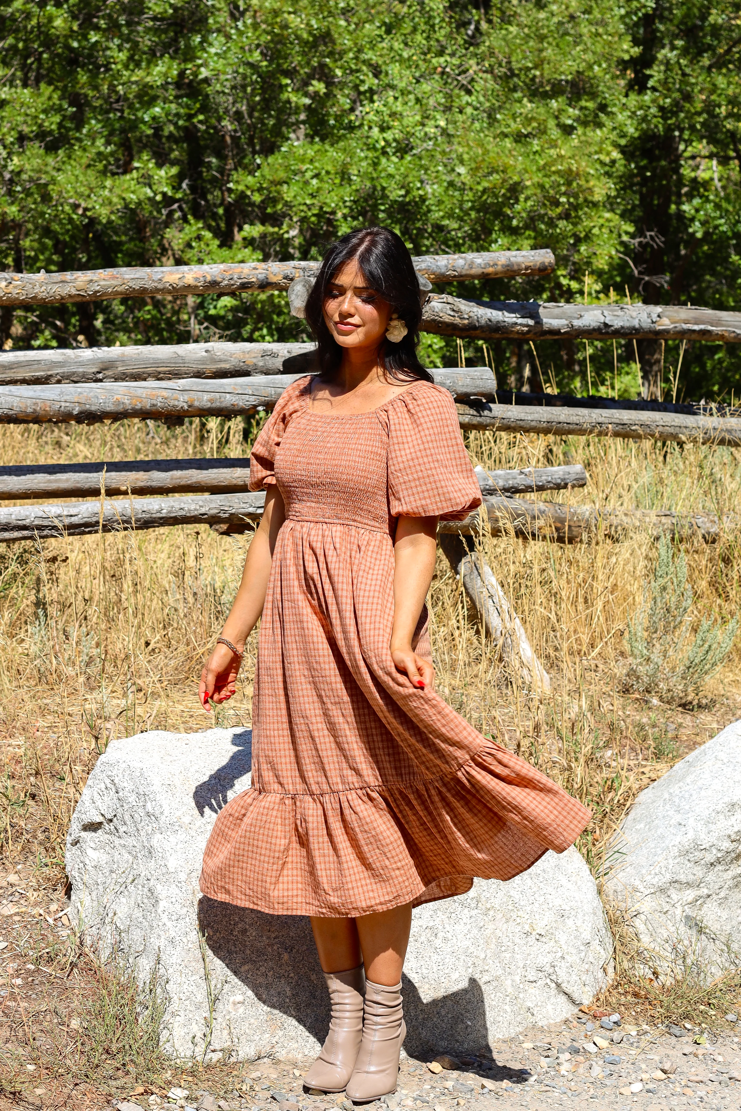 The Azra Light/Dark Clay Gingham Dresses - XNAUWBI