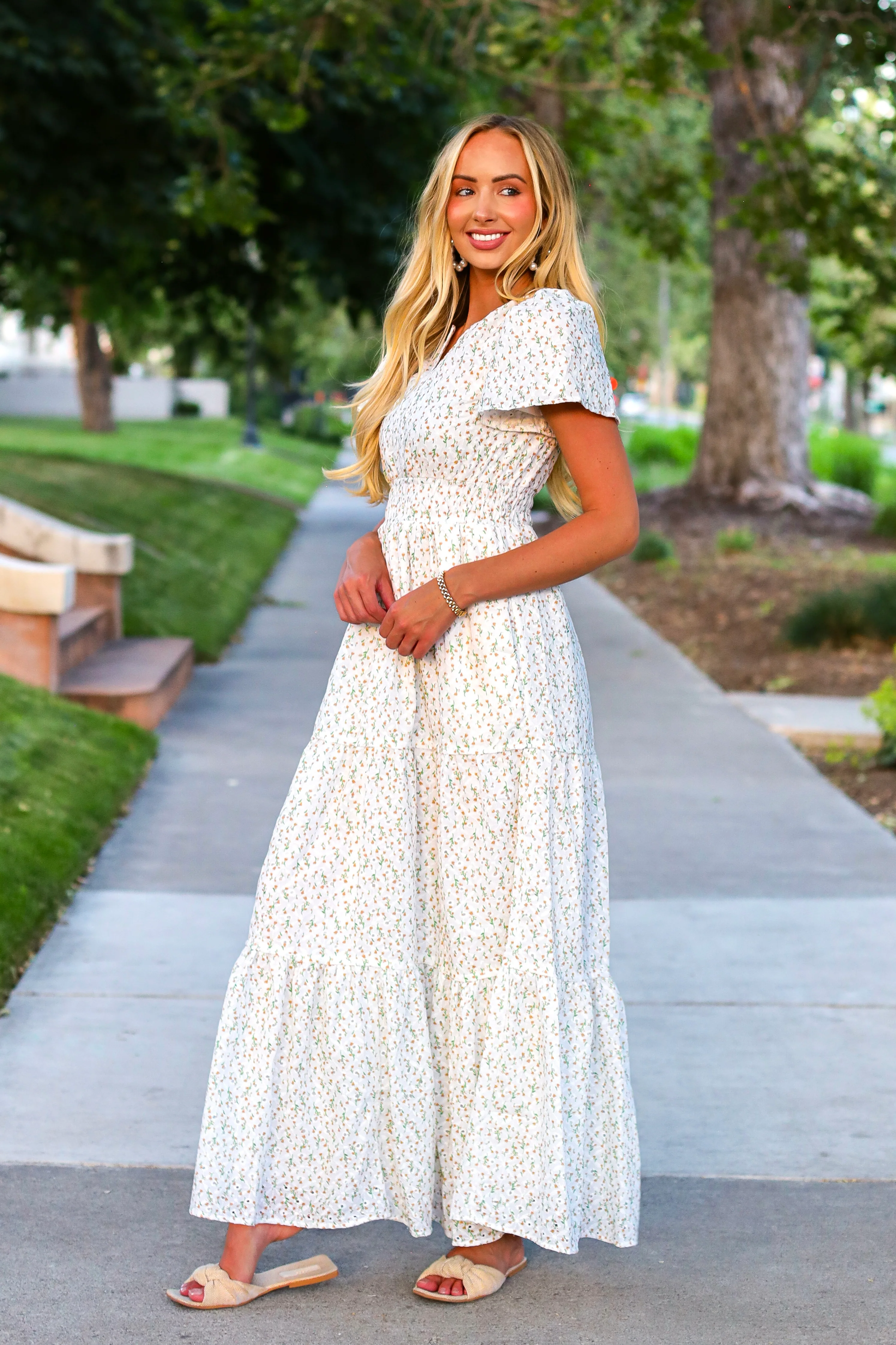 The Gillie Hidden Lilies Dresses - XNAUWBI