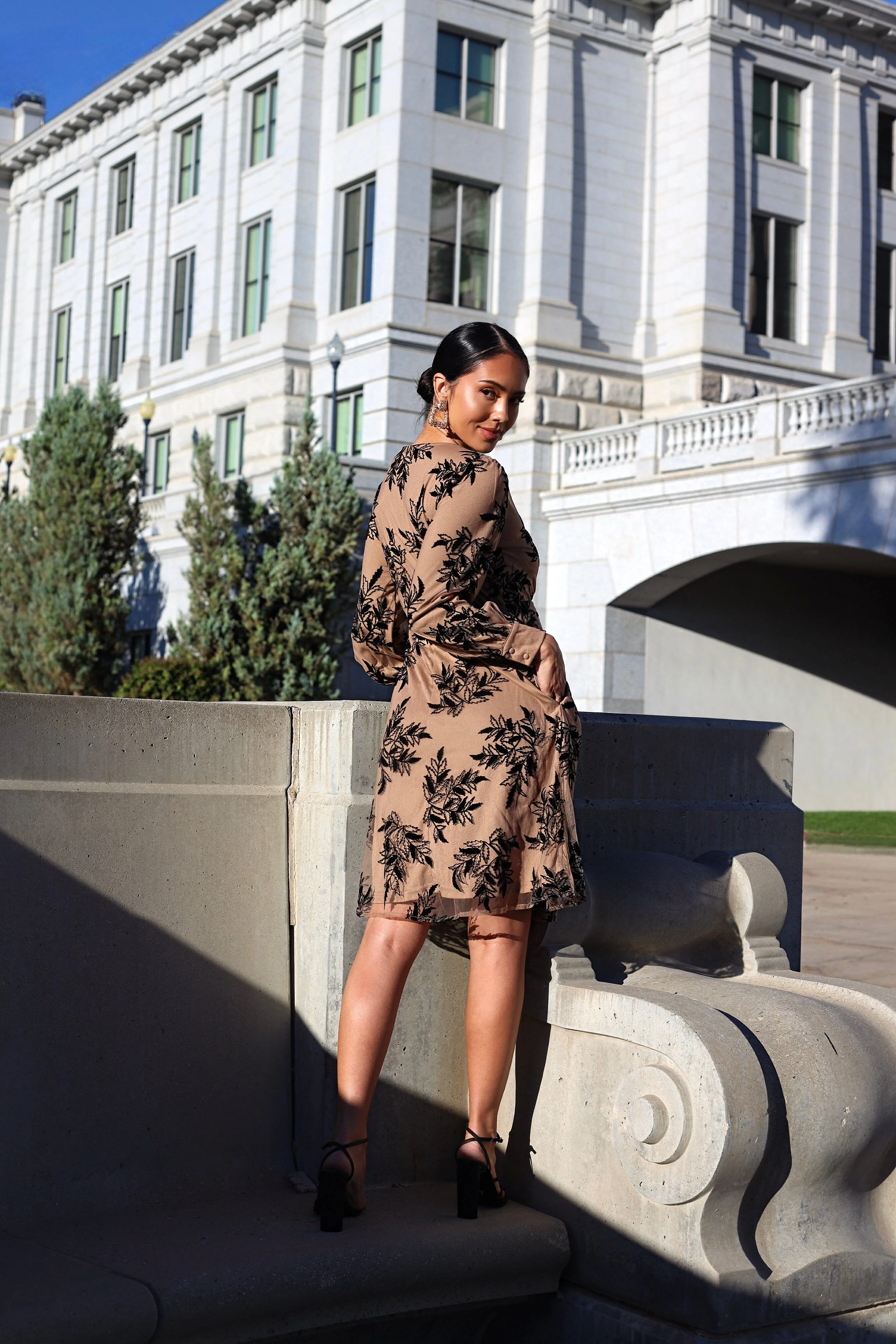 The Monroe Vines Divine Dresses - XNAUWBI