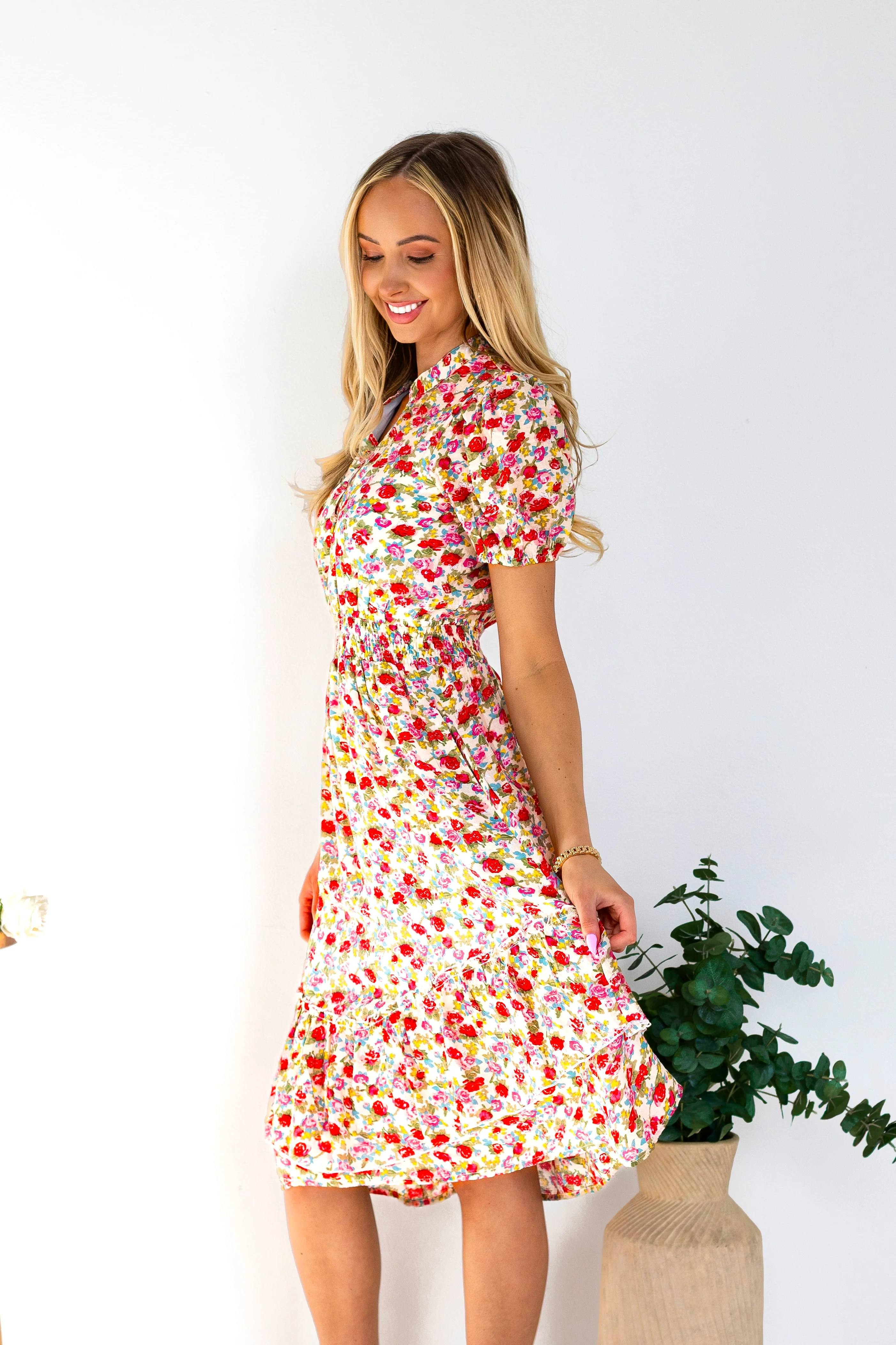 The Candi Cream/Pink Floral Dresses - XNAUWBI