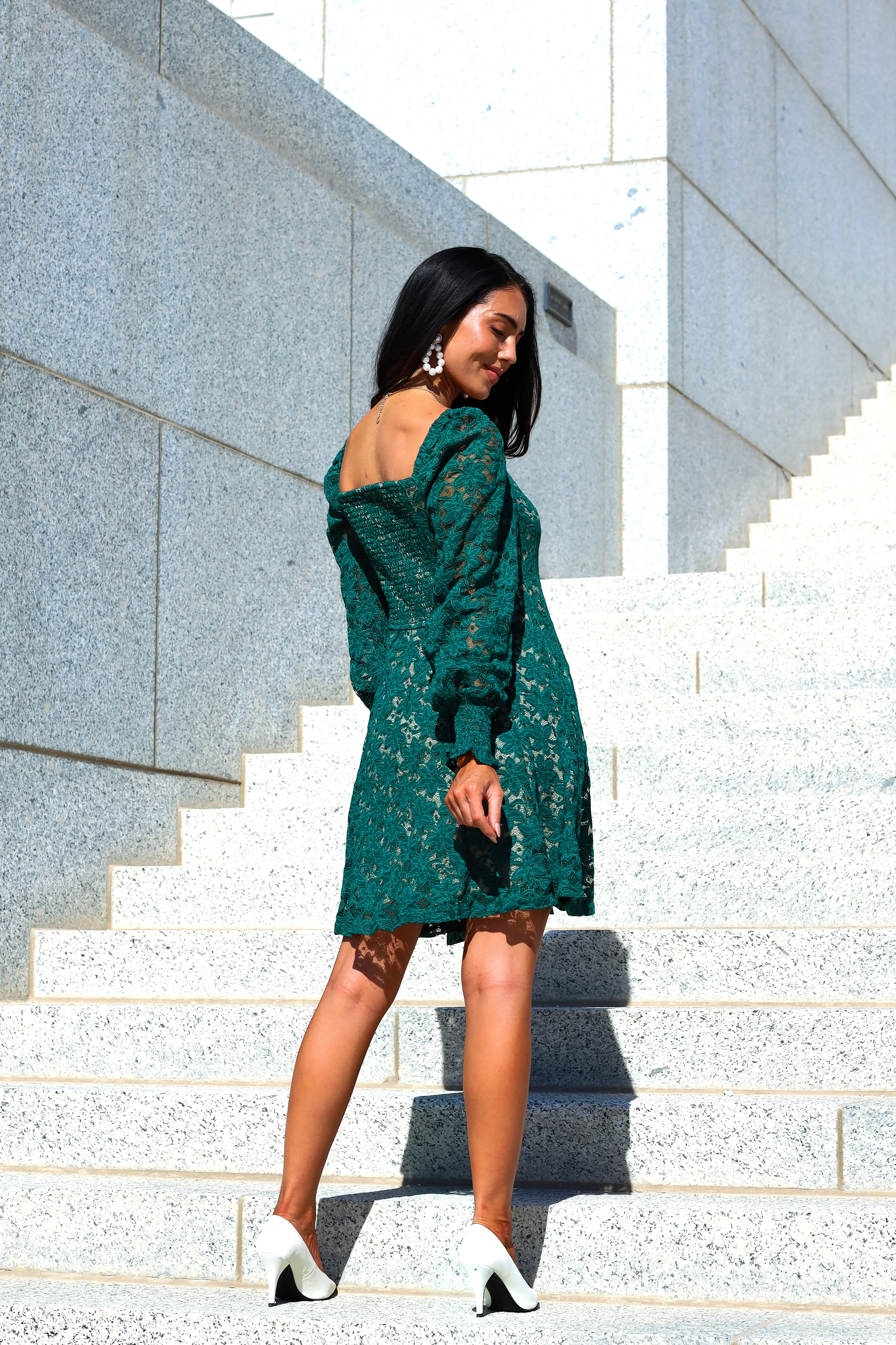 The Amery Emerald Lace Dresses - XNAUWBI