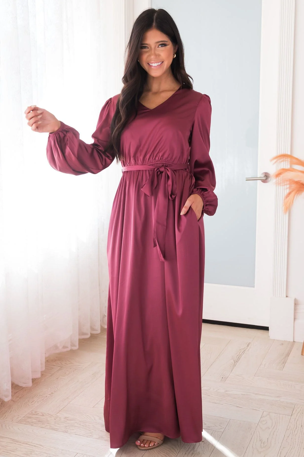 The Moiraine Plum Matte Satin Dresses - XNAUWBI
