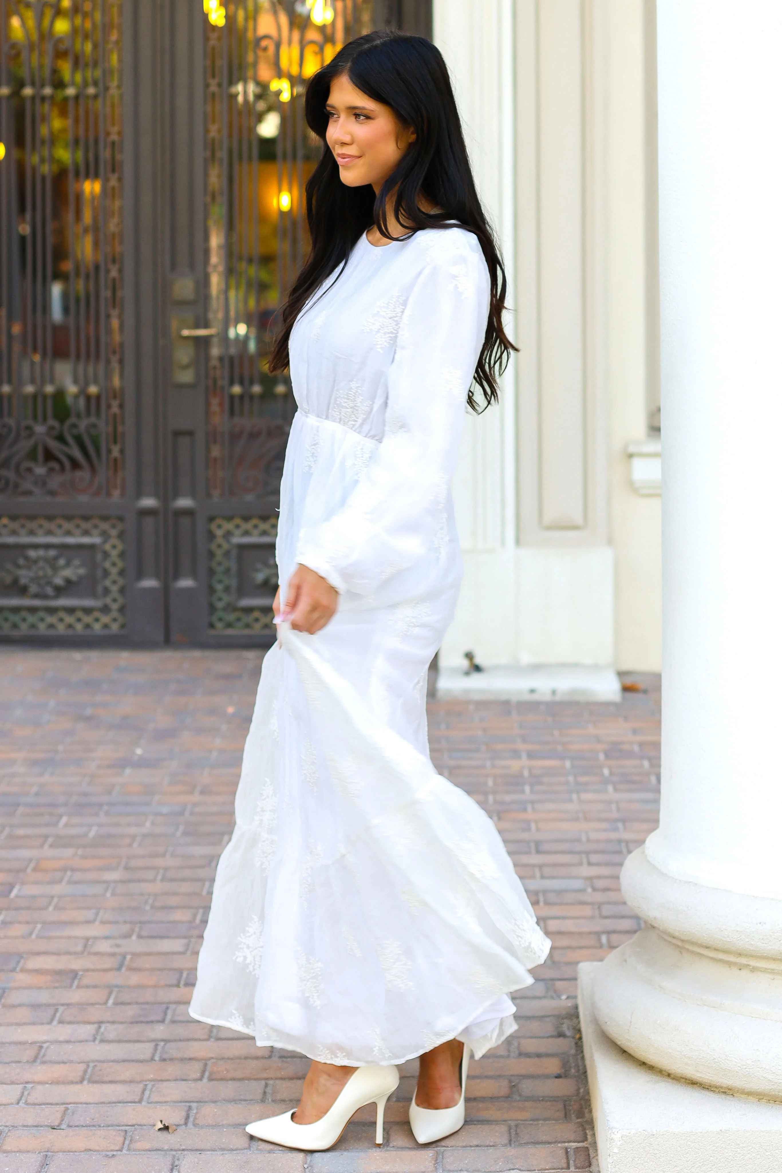The Adea White Dresses - XNAUWBI