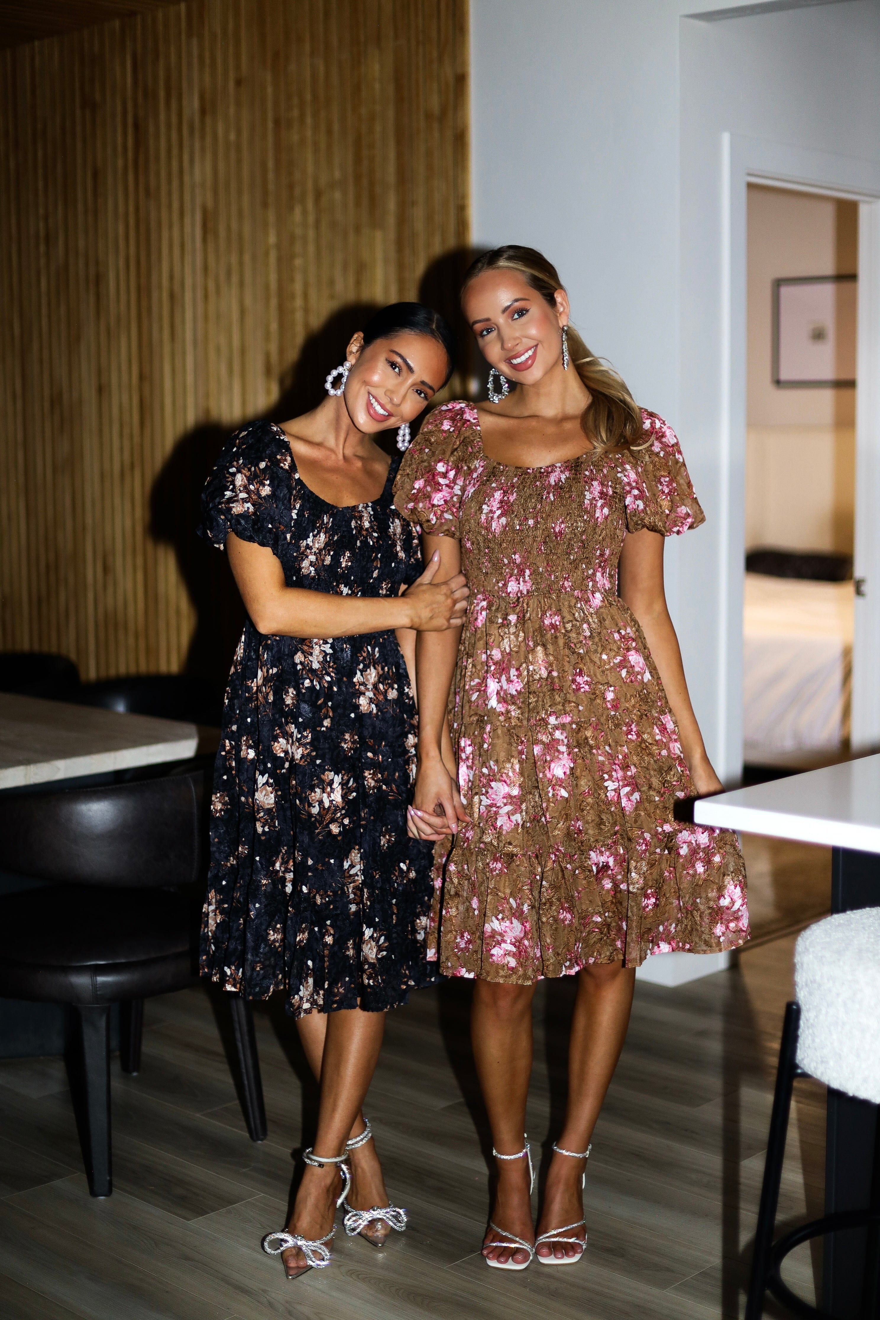 The Pennie Black/Chocolate Floral Dresses - XNAUWBI
