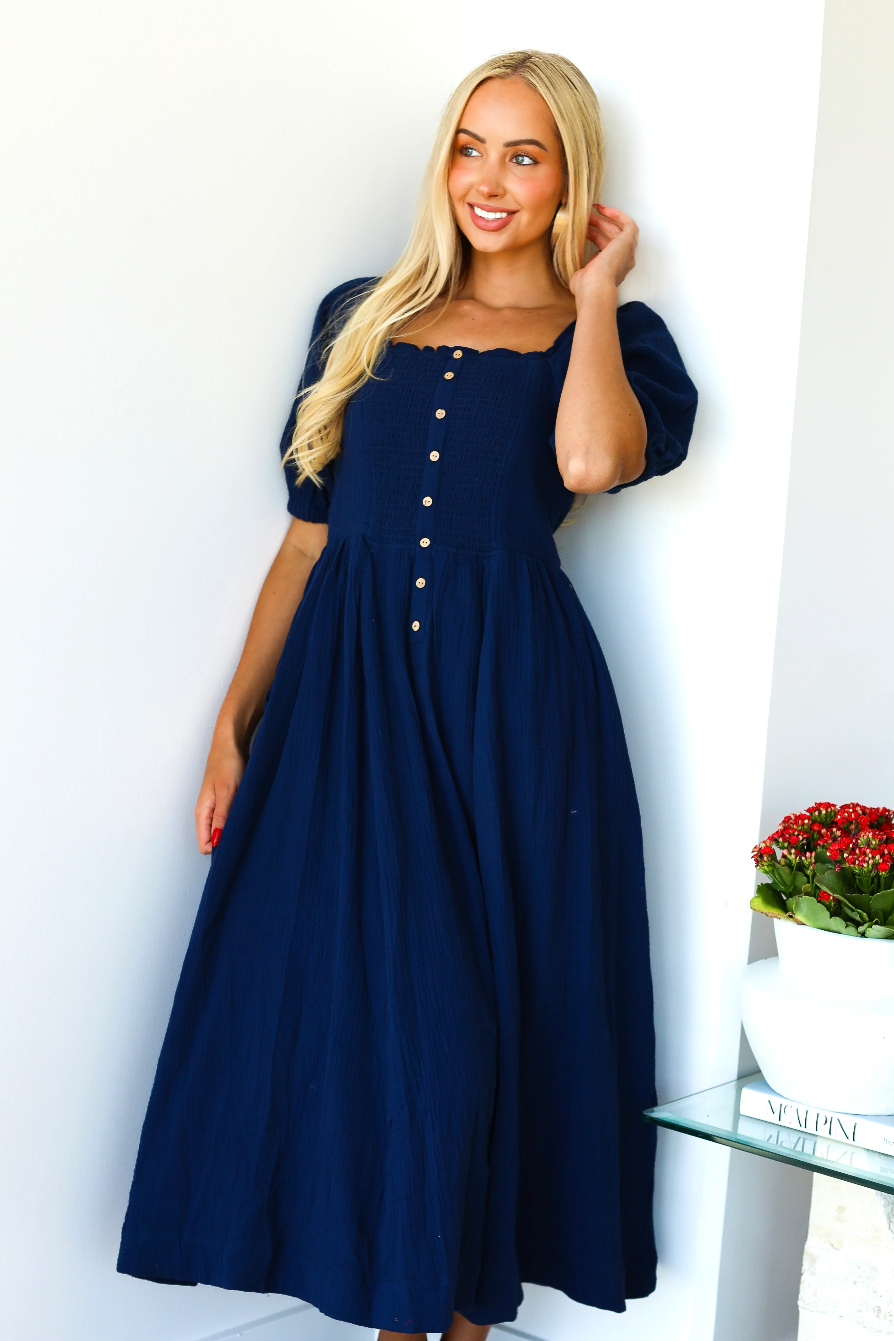The Lylie Navy Dresses - XNAUWBI