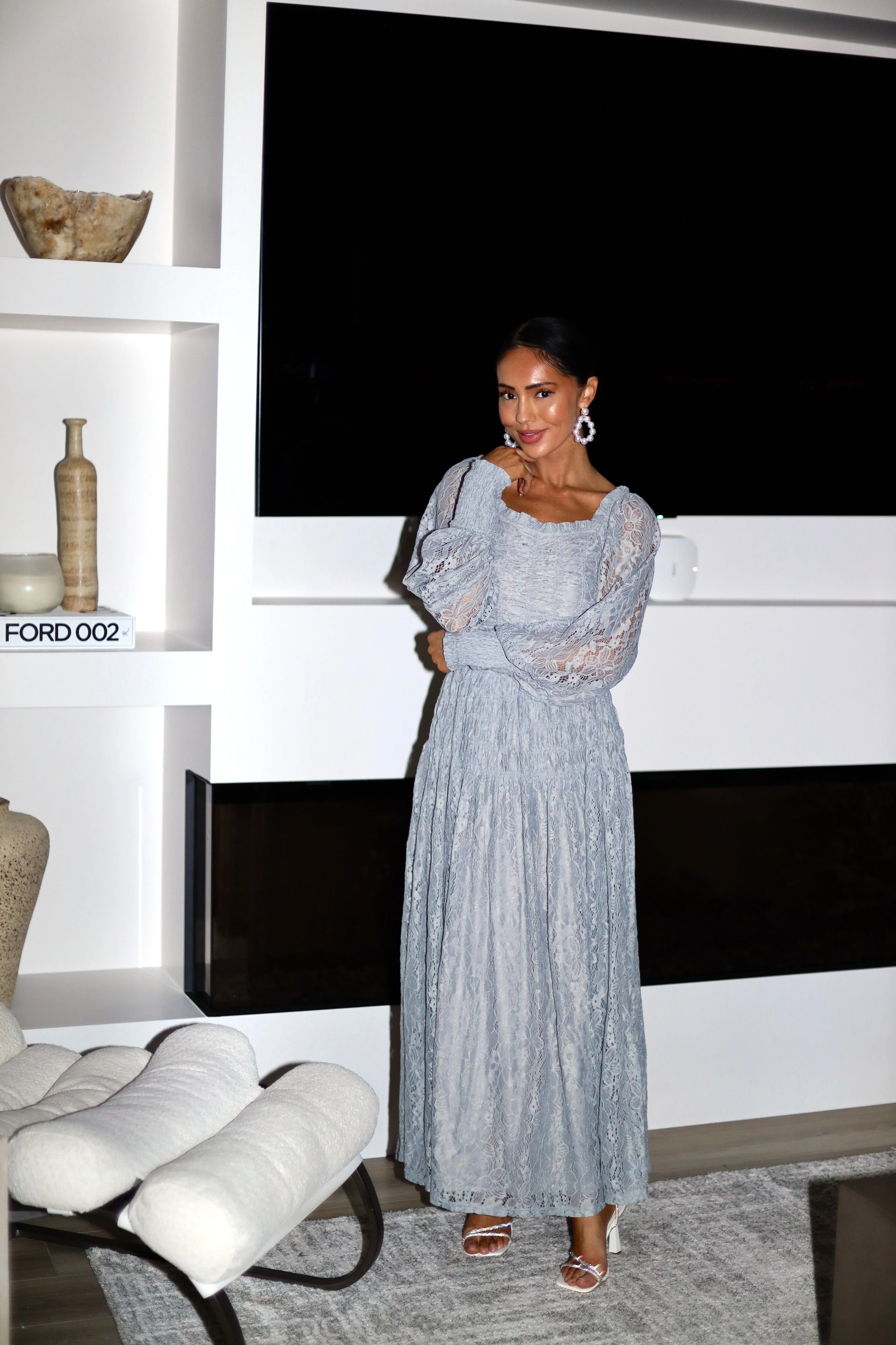 The Connie Grey Lace Dresses - XNAUWBI