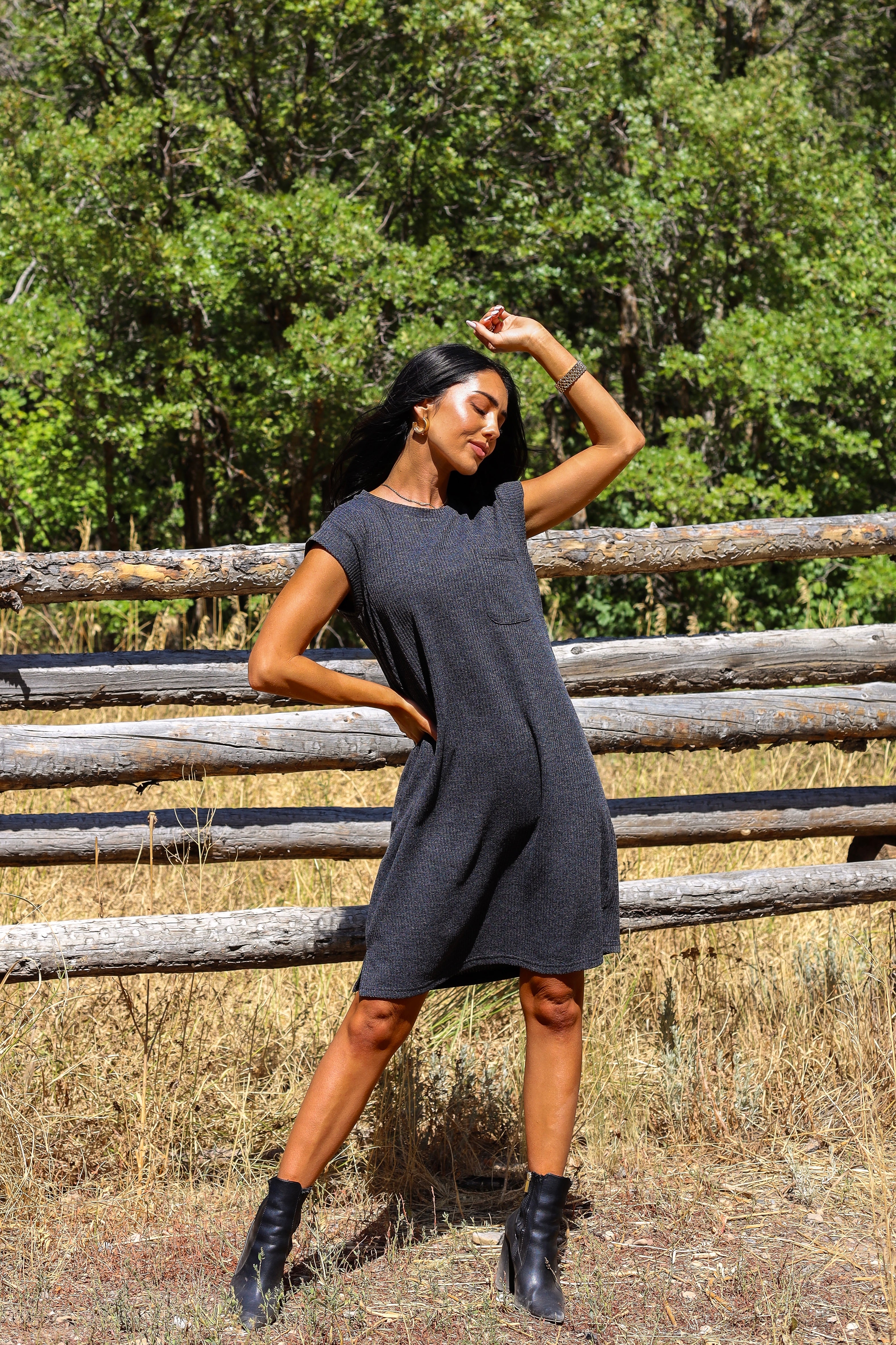 The Vivi Charcoal Dresses - XNAUWBI