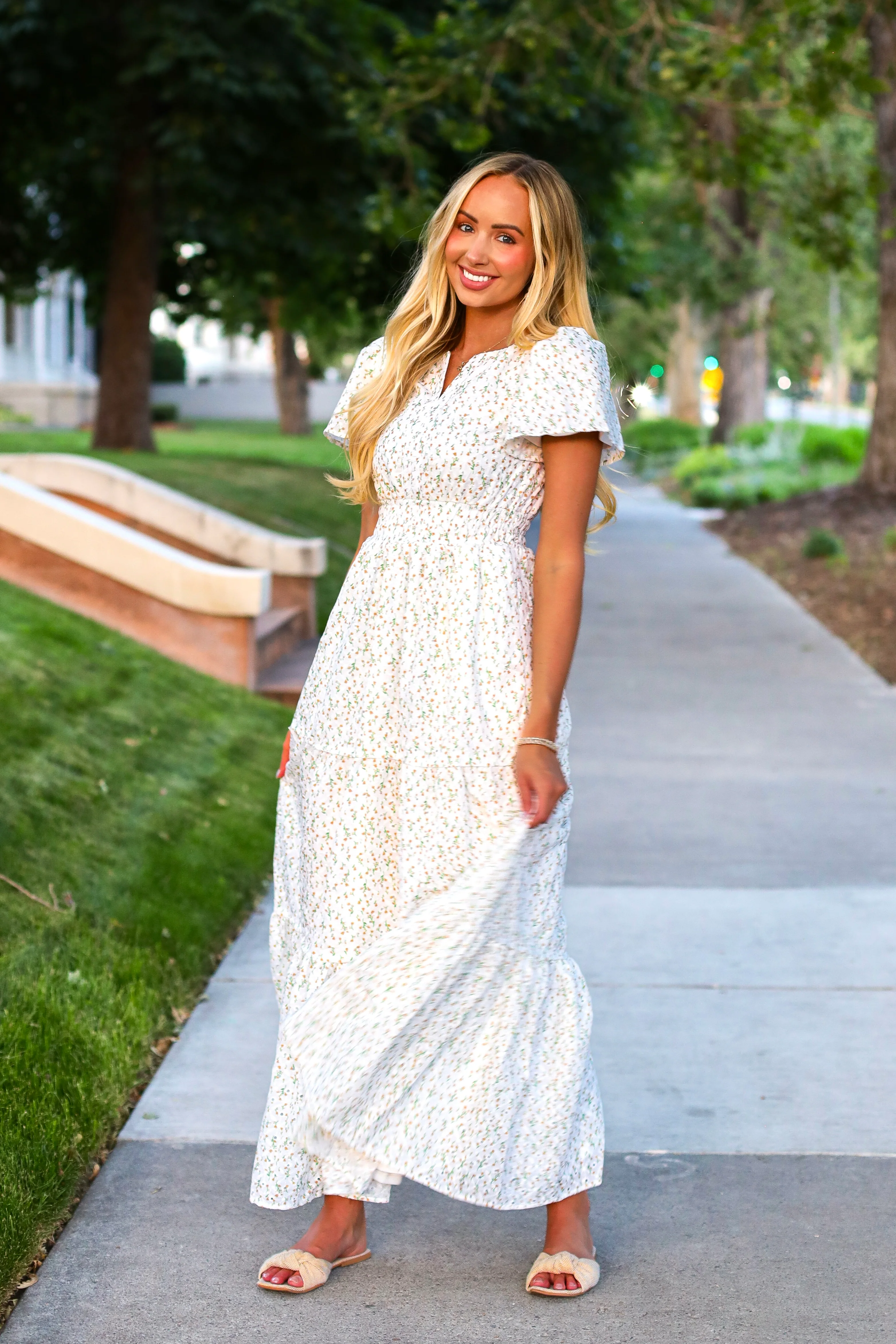 The Gillie Hidden Lilies Dresses - XNAUWBI