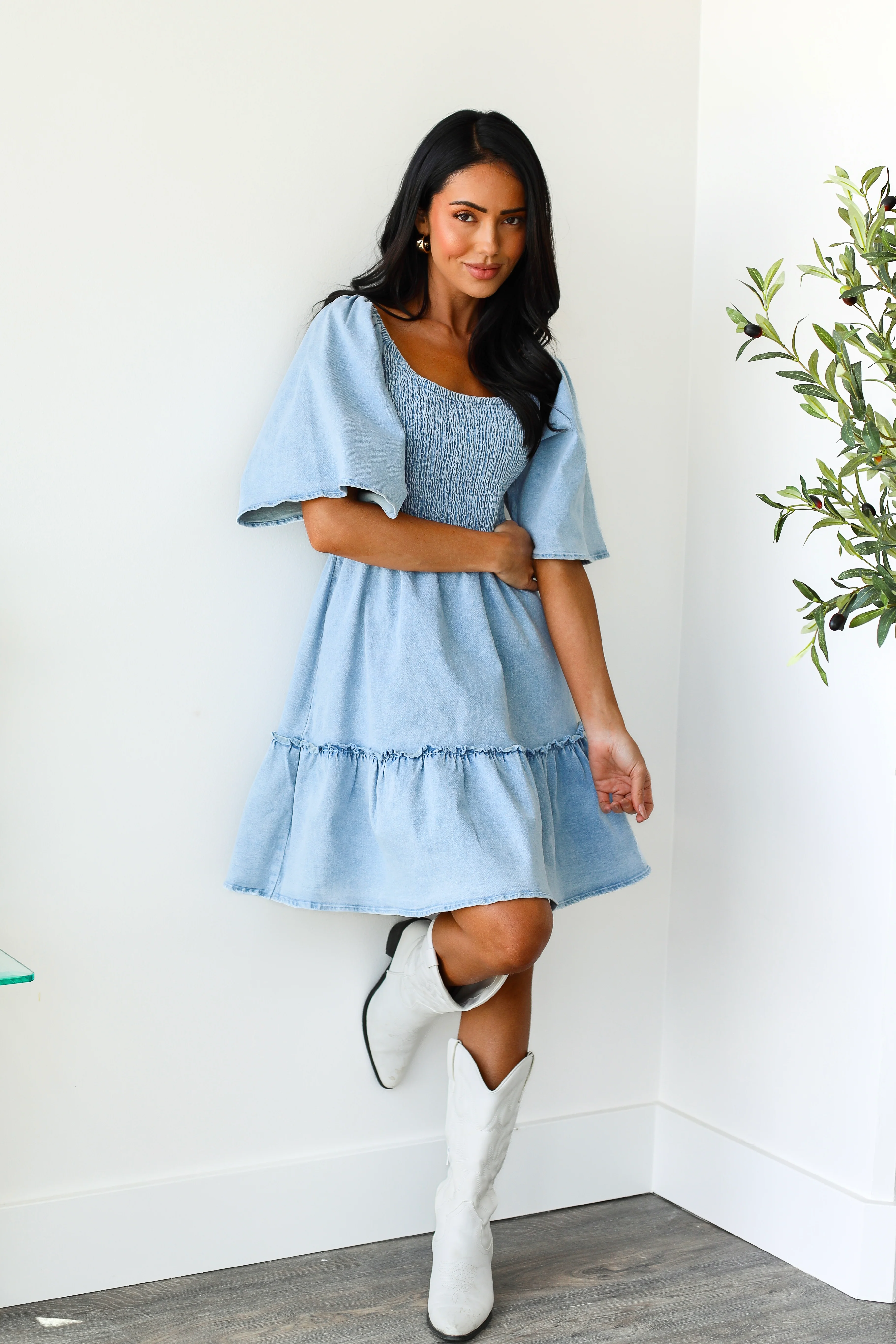 The Kindred Chambray Dresses - XNAUWBI