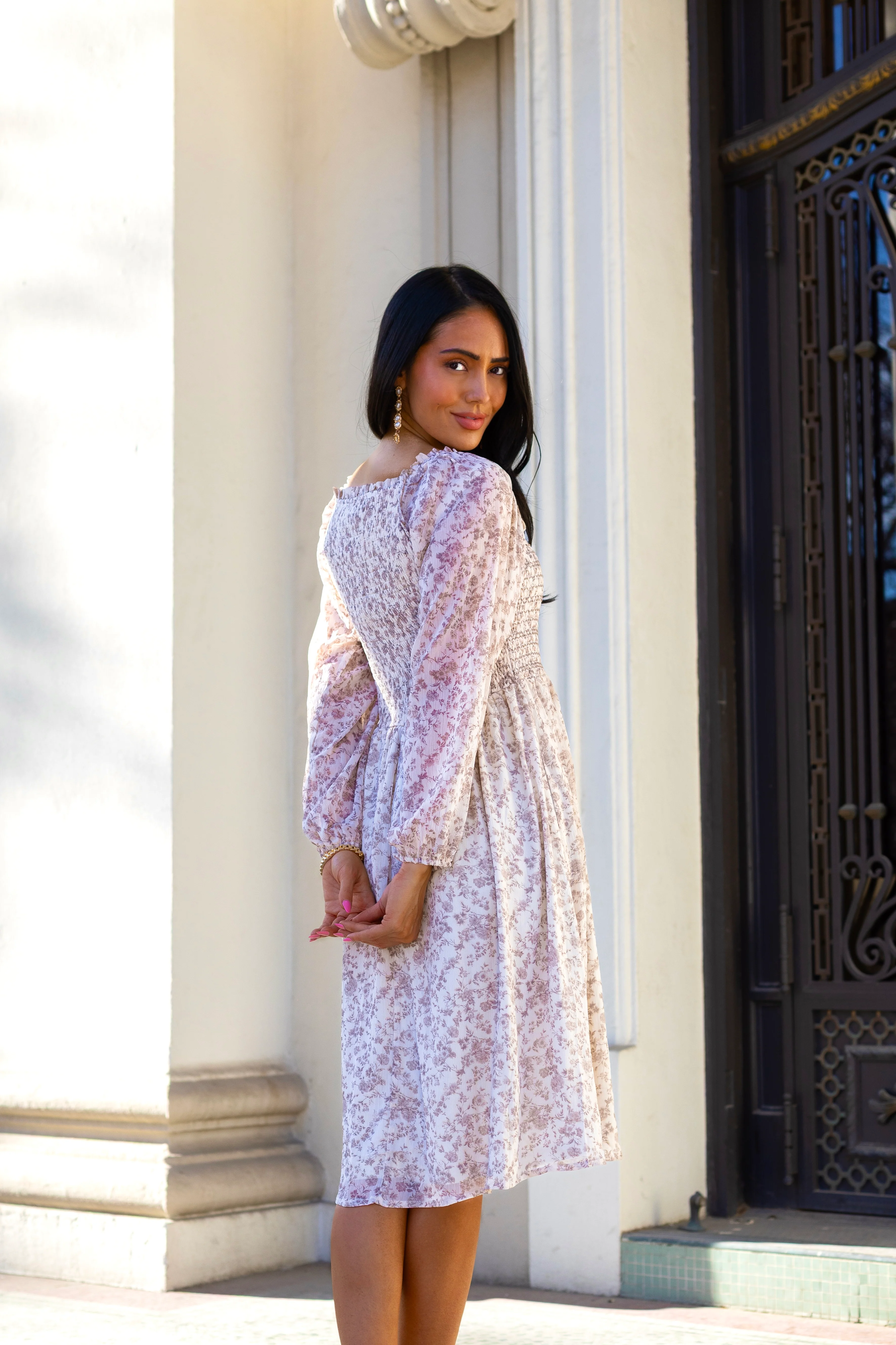 The Audrey Cream/Taupe Floral Dresses - XNAUWBI