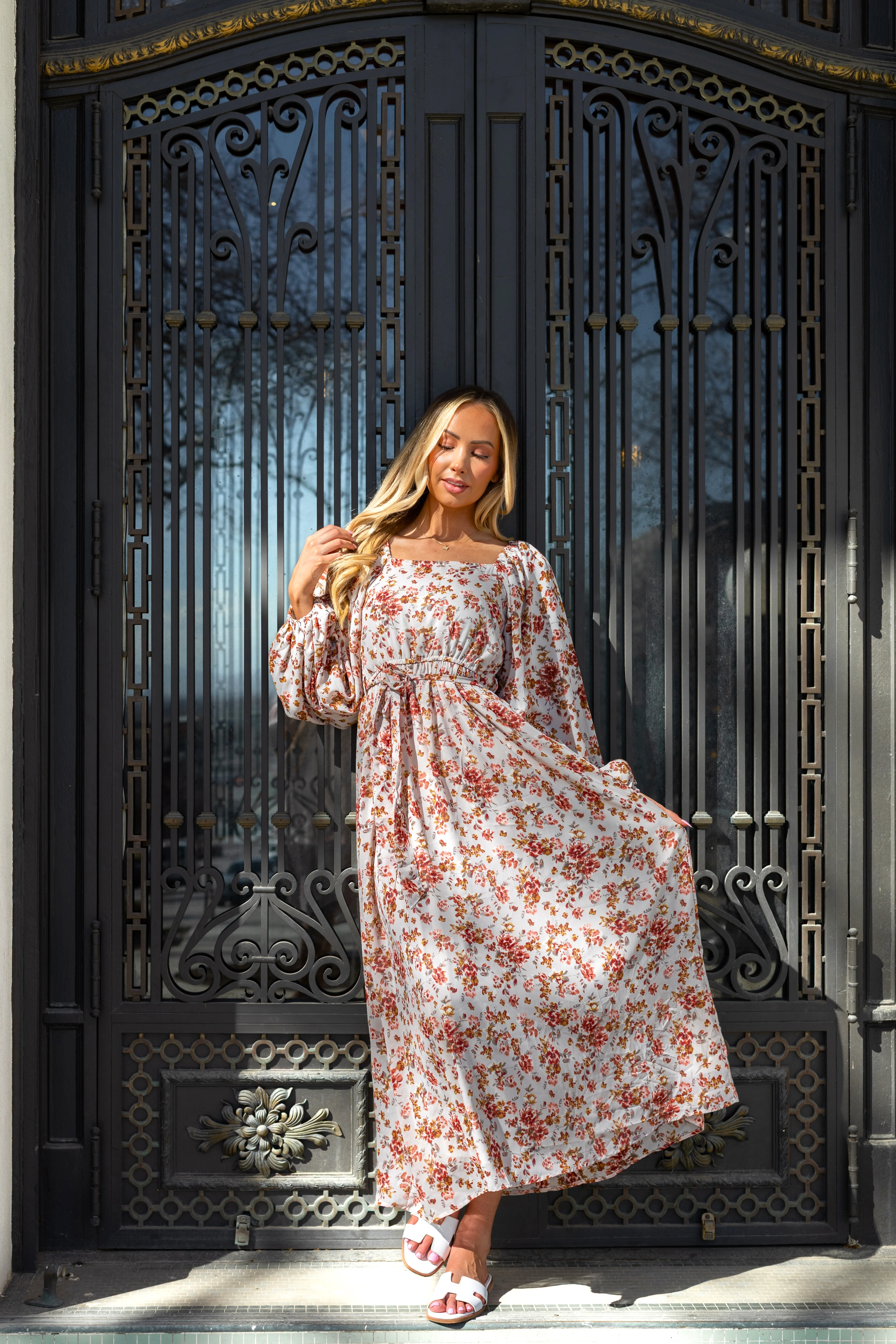 The Freya Taupe Rust Floral Dresses - XNAUWBI