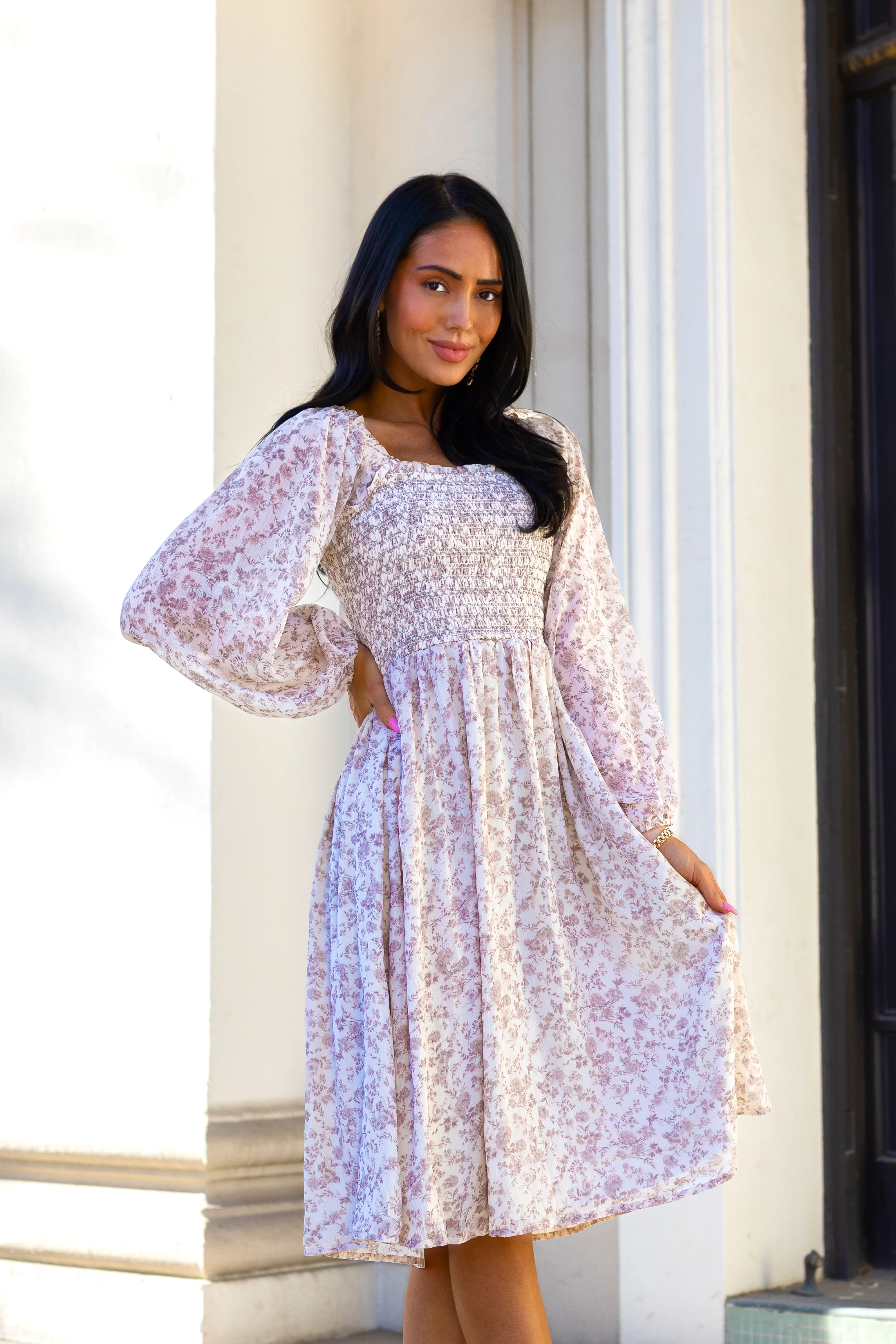 The Audrey Cream/Taupe Floral Dresses - XNAUWBI