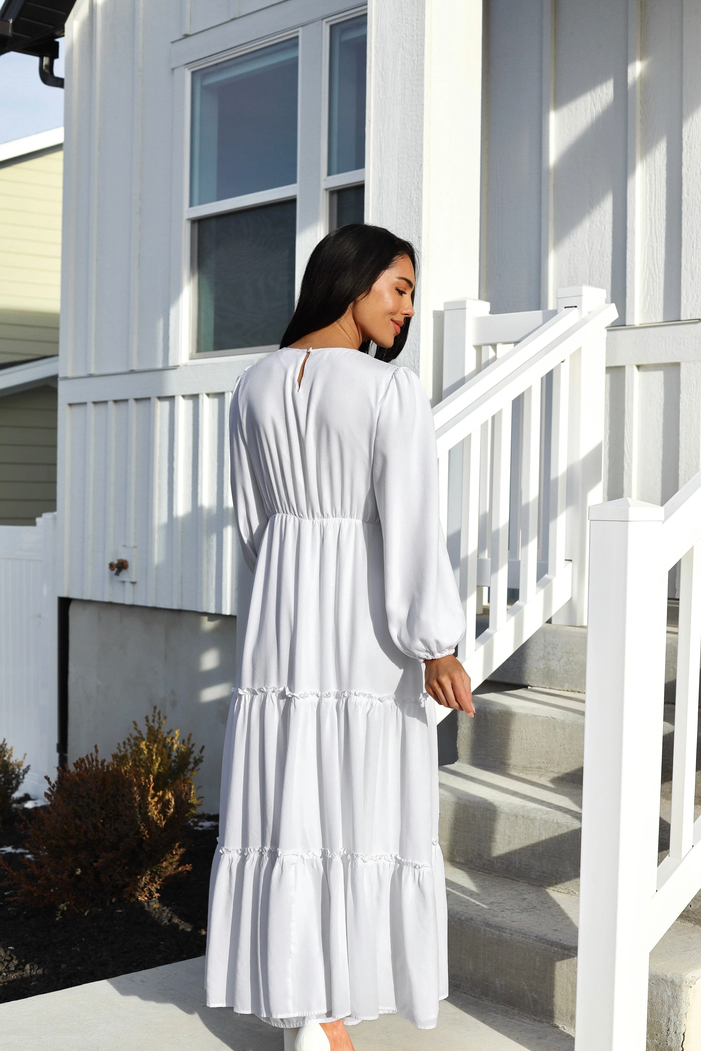 The Revelina White Dresses White Dresses - XNAUWBI