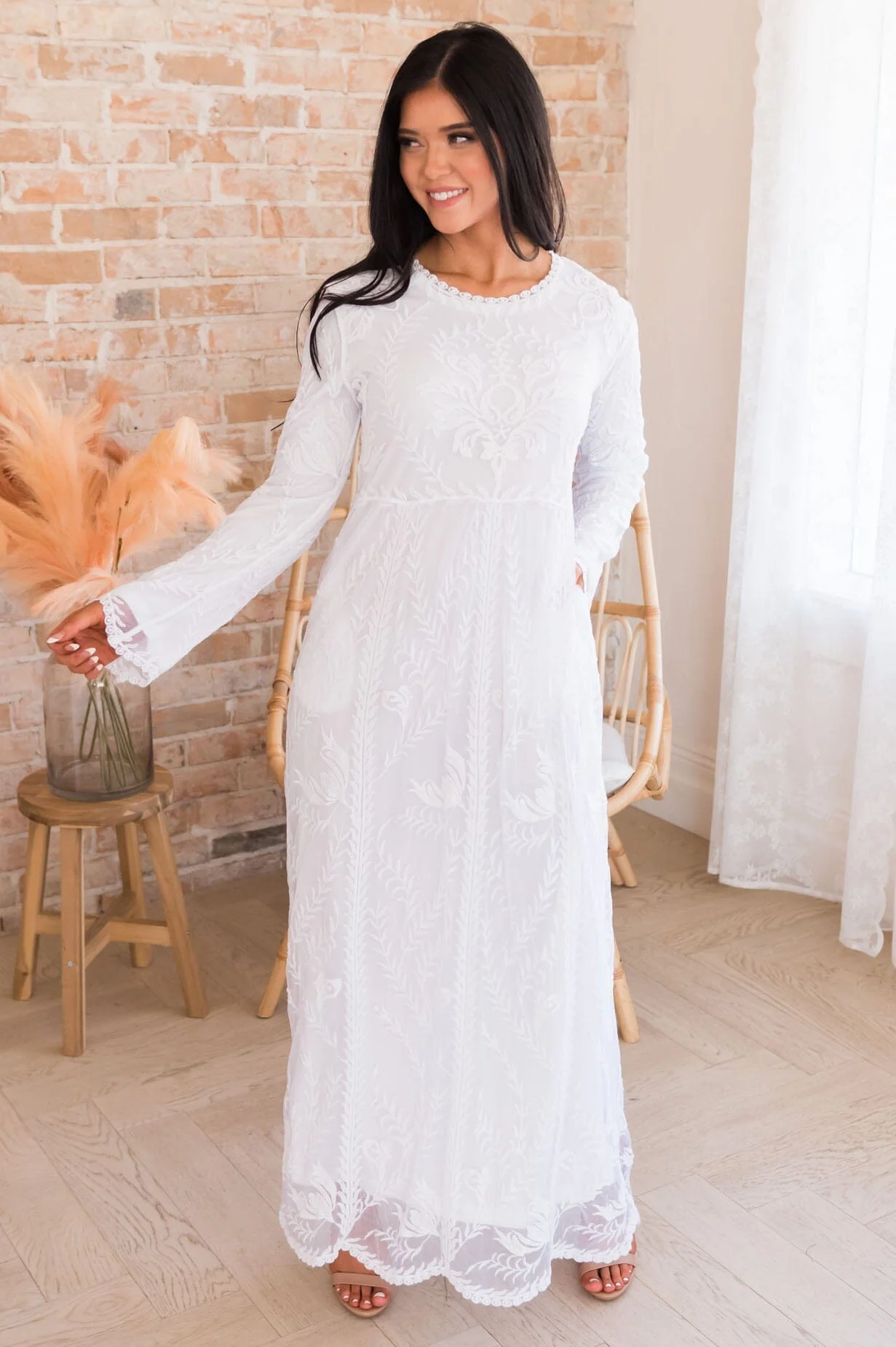 The Prosperity White Lace Dresses - XNAUWBI