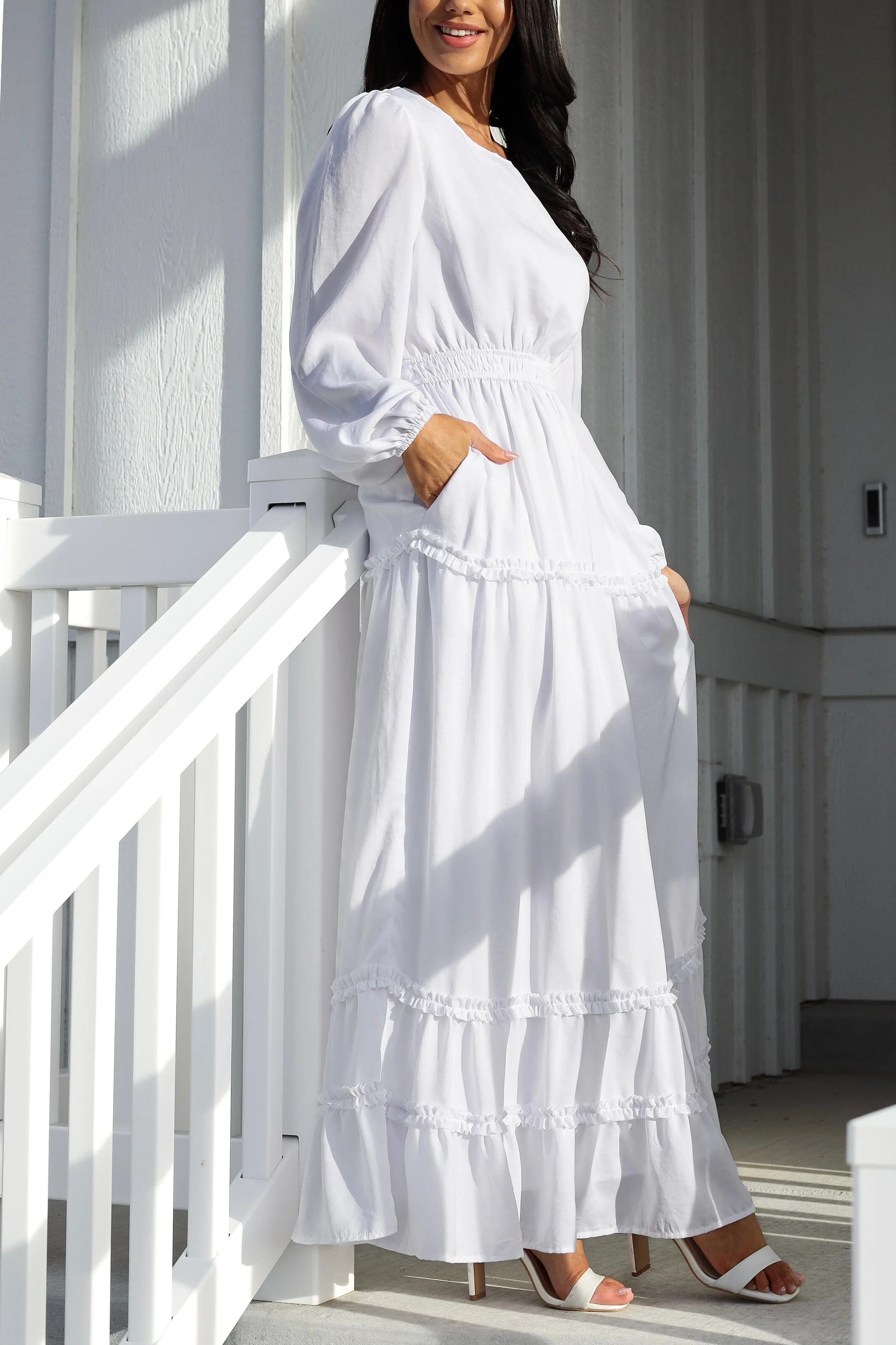 The Arwin White Dresses - XNAUWBI