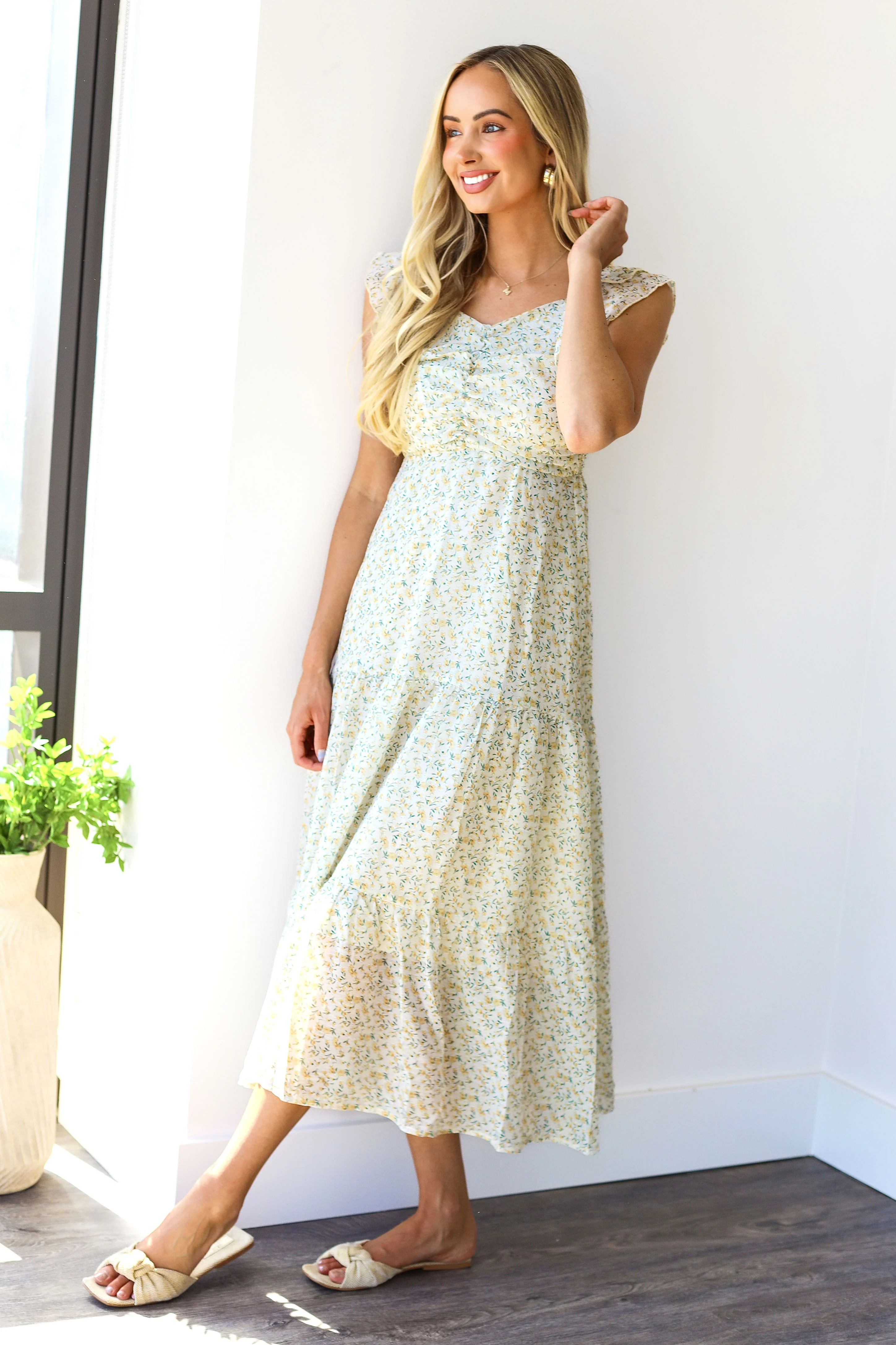 The Carrie Sunny Dahlia Dresses - XNAUWBI