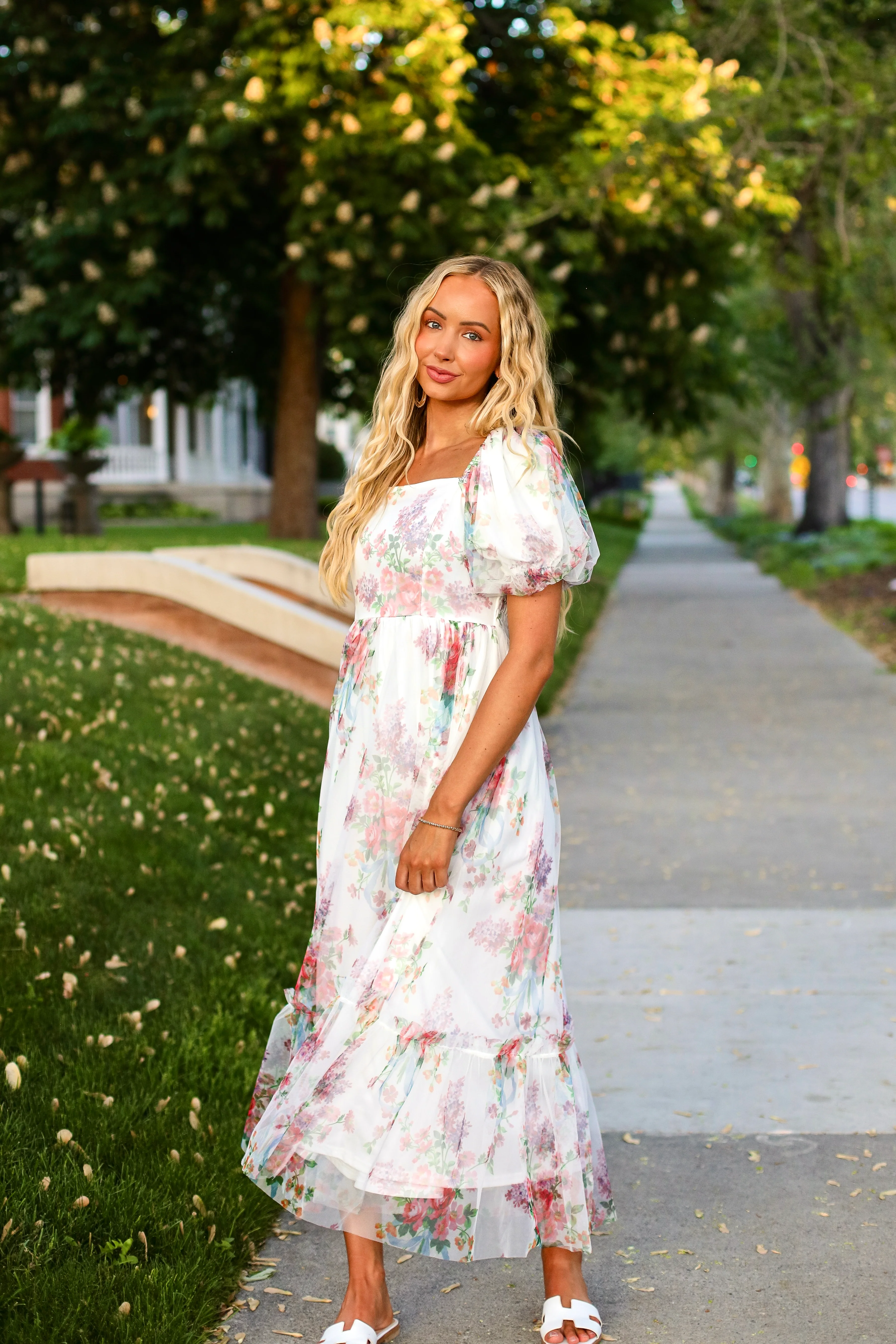 The Ehlanna Ivory/Floral Tulle Overlay Dresses - XNAUWBI