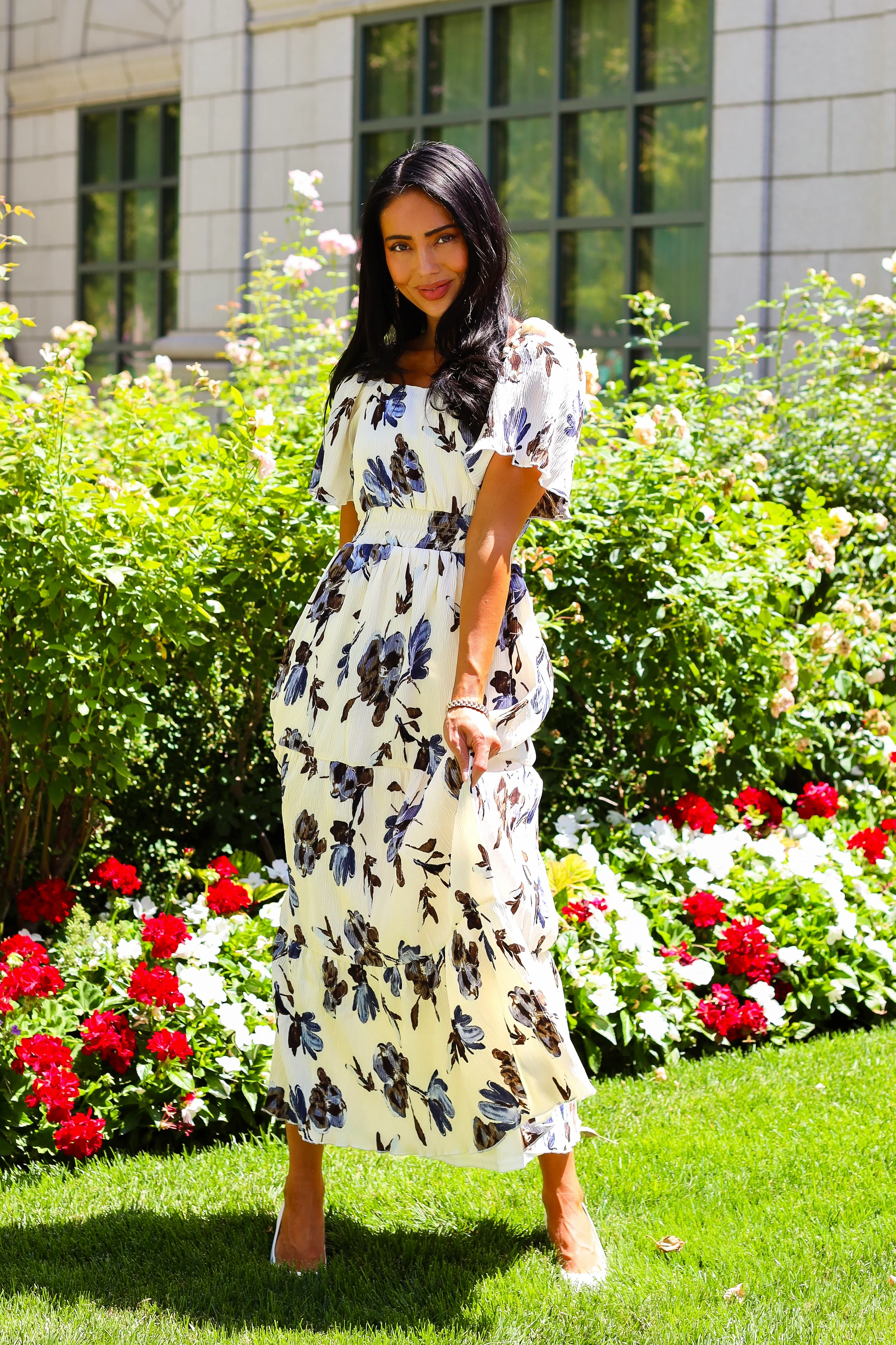 The Darci Ashen Taupe Dresses - XNAUWBI