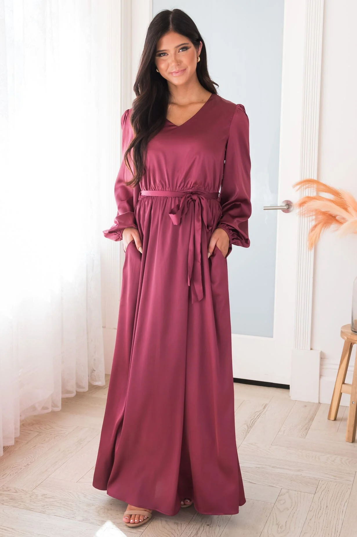 The Moiraine Plum Matte Satin Dresses - XNAUWBI