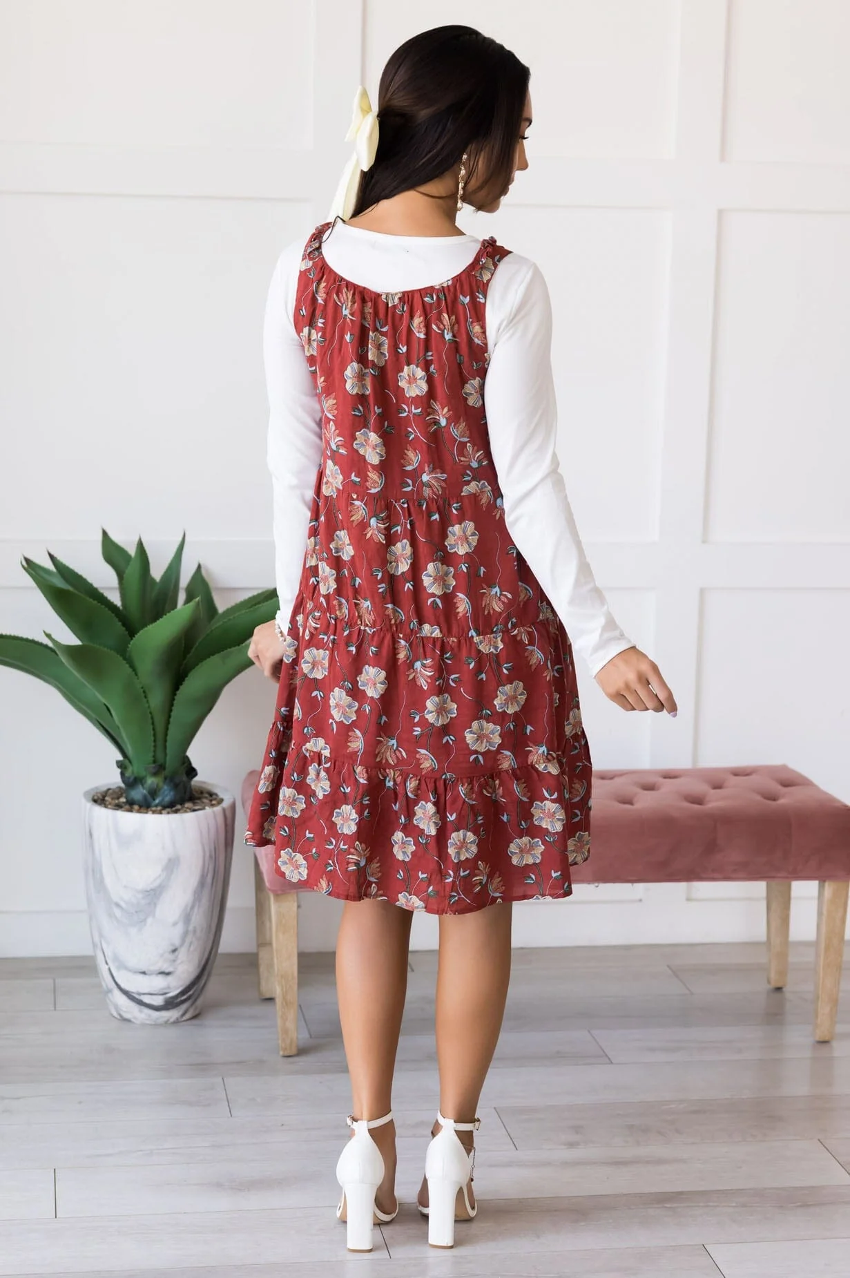 The Maddie Embroidered Petals Dresses - XNAUWBI