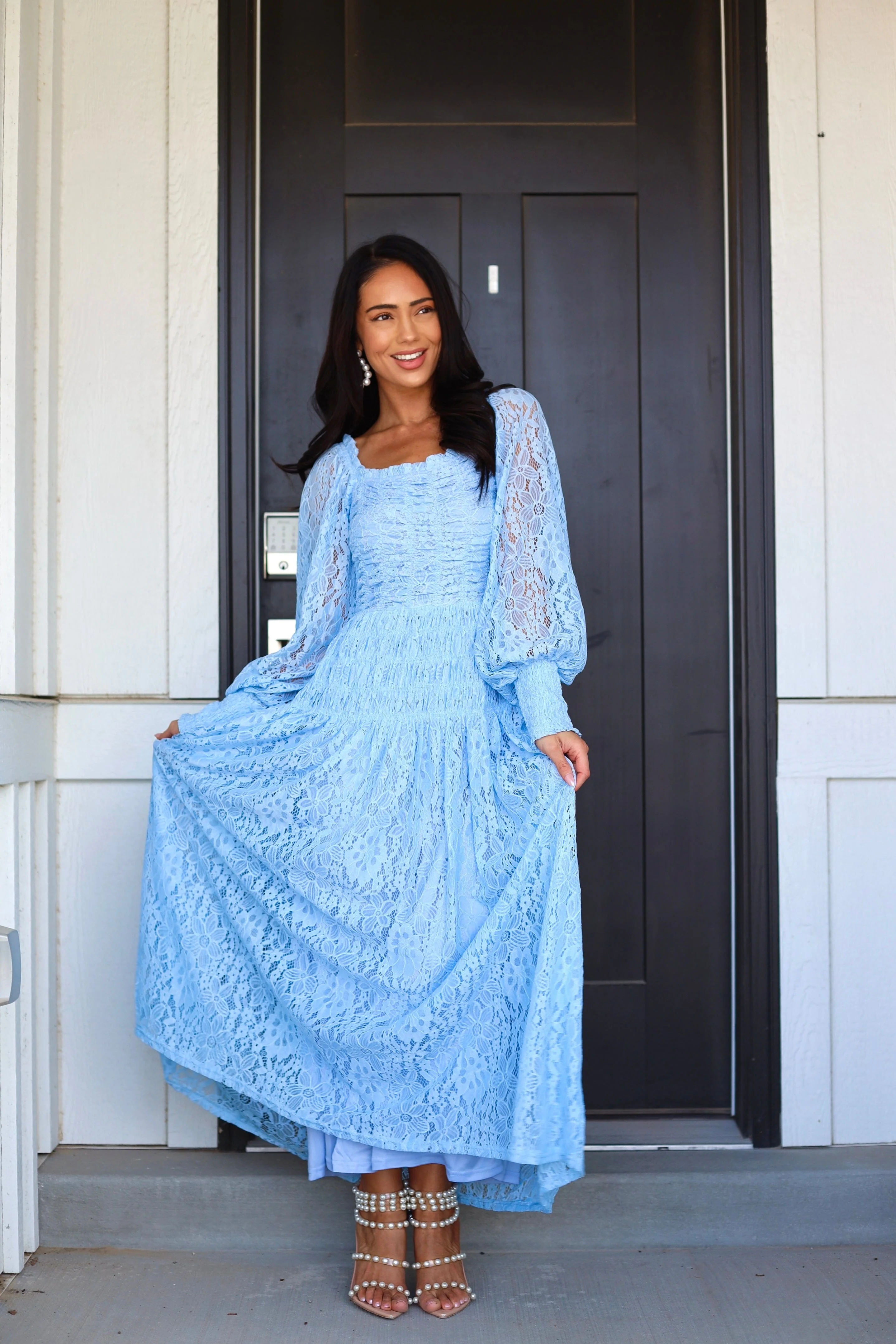 The Connie Periwinkle Lace Dresses - XNAUWBI