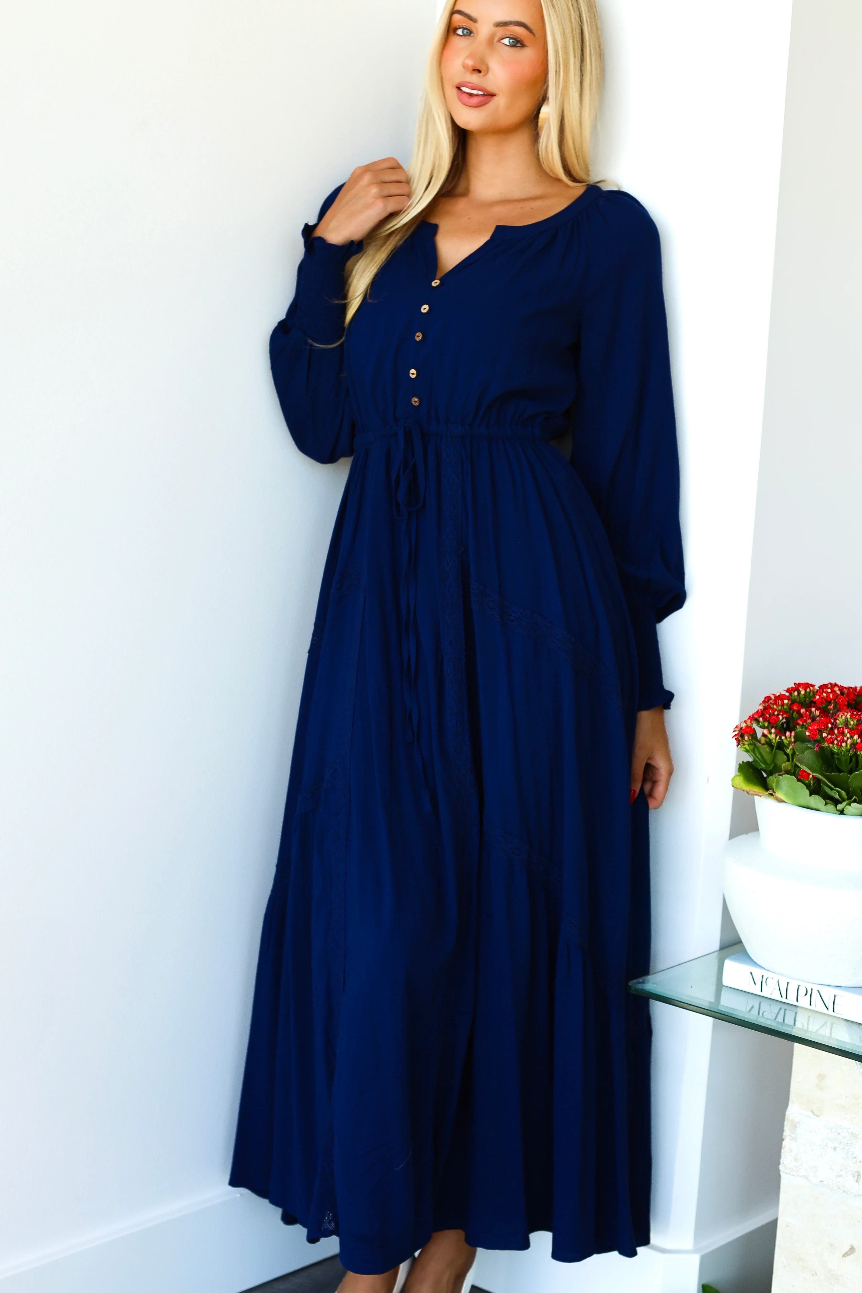 The Mari Navy Dresses - XNAUWBI