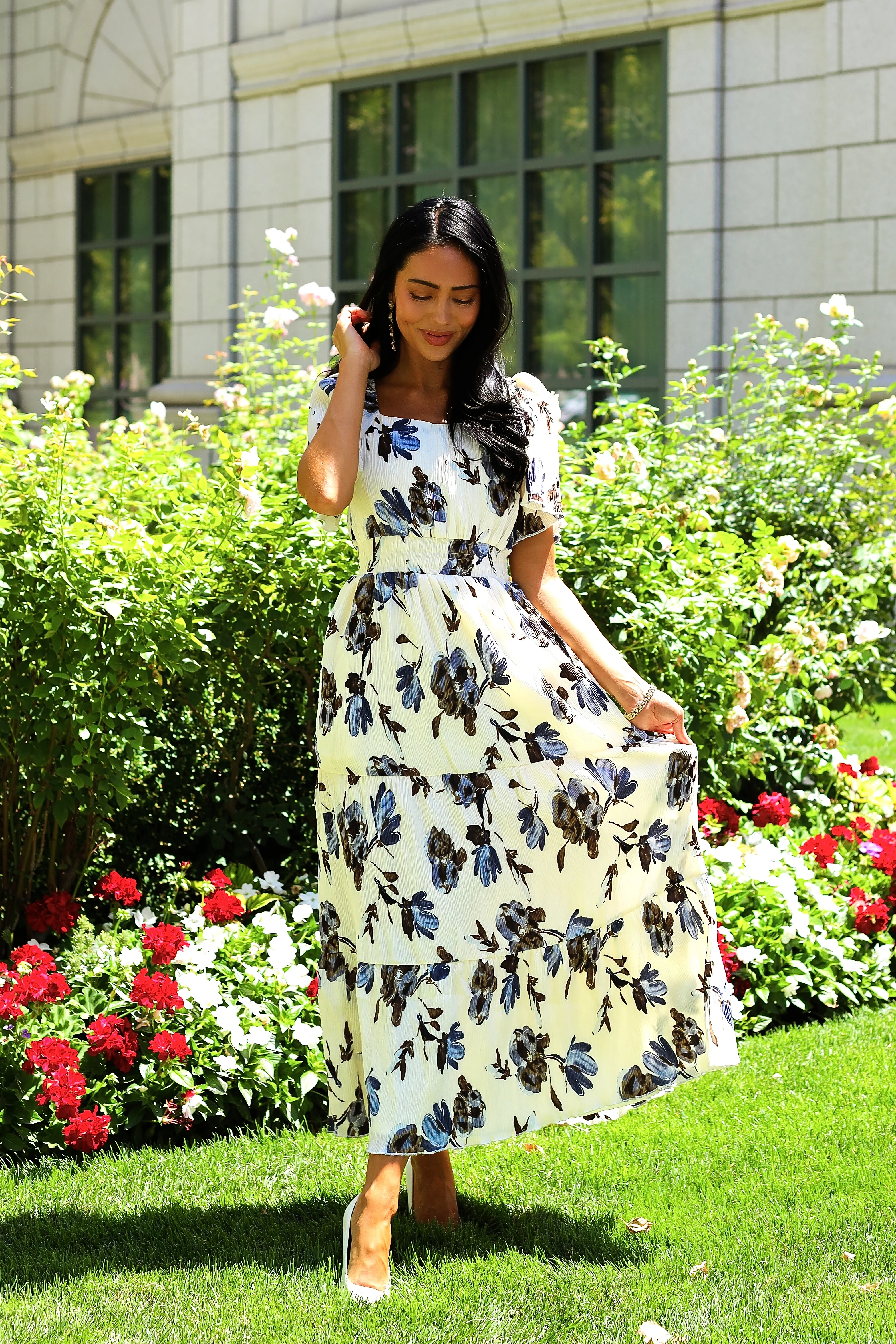 The Darci Ashen Taupe Dresses - XNAUWBI