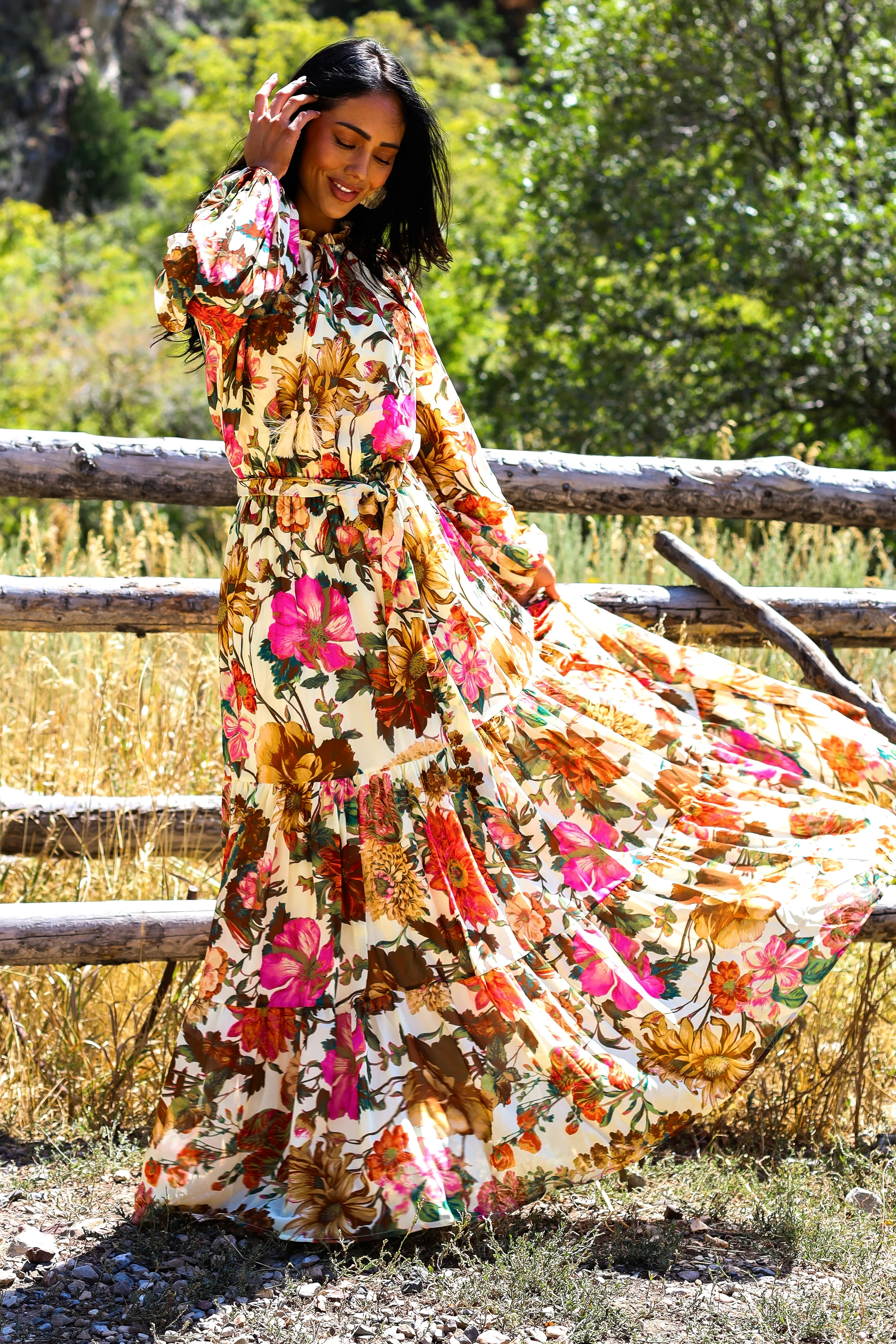 The Halani Cream Floral Dresses - XNAUWBI