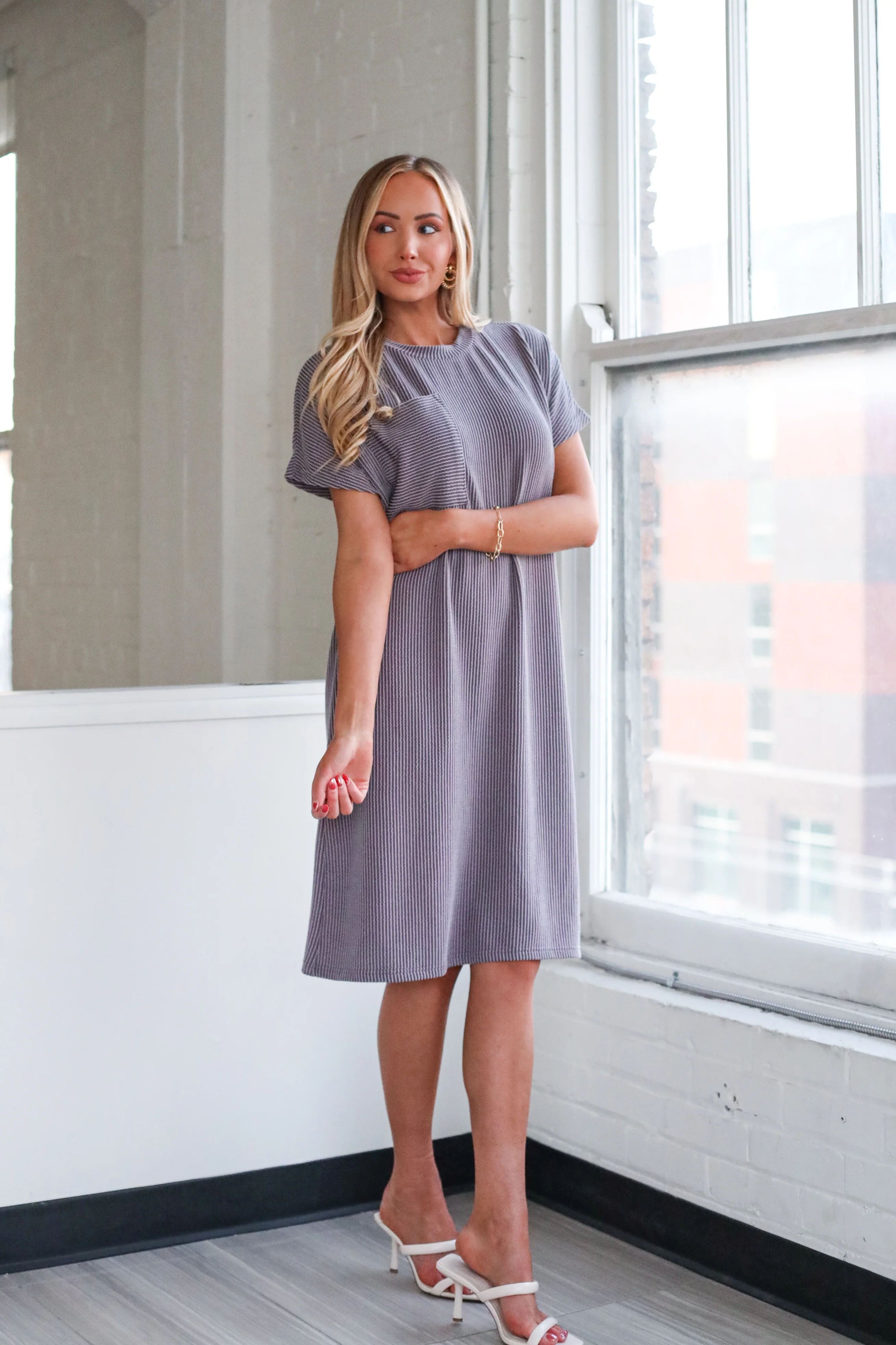 The Lou Charcoal Stripe Dresses - XNAUWBI