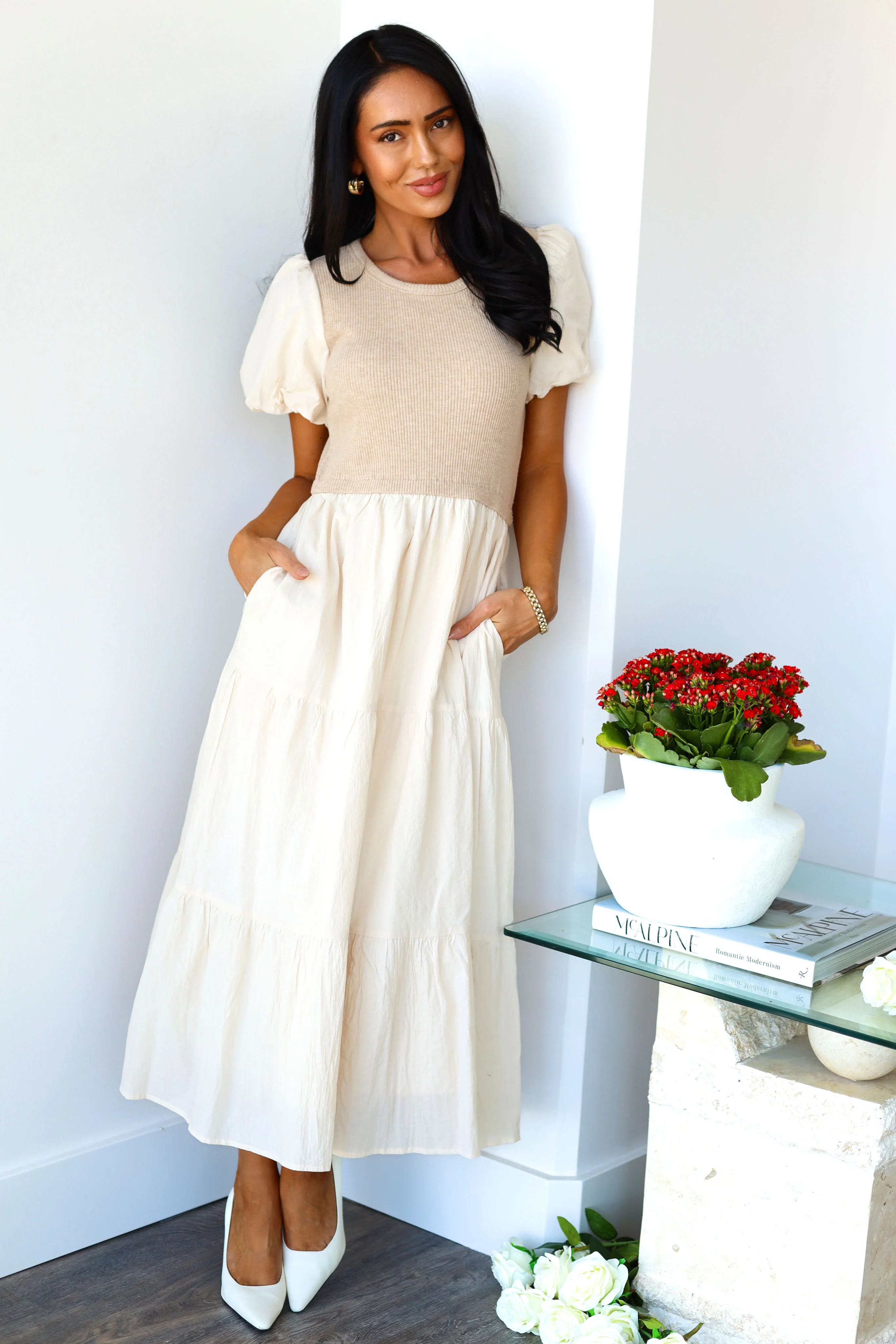 The Jennlea Light Taupe/Cream Dresses - XNAUWBI