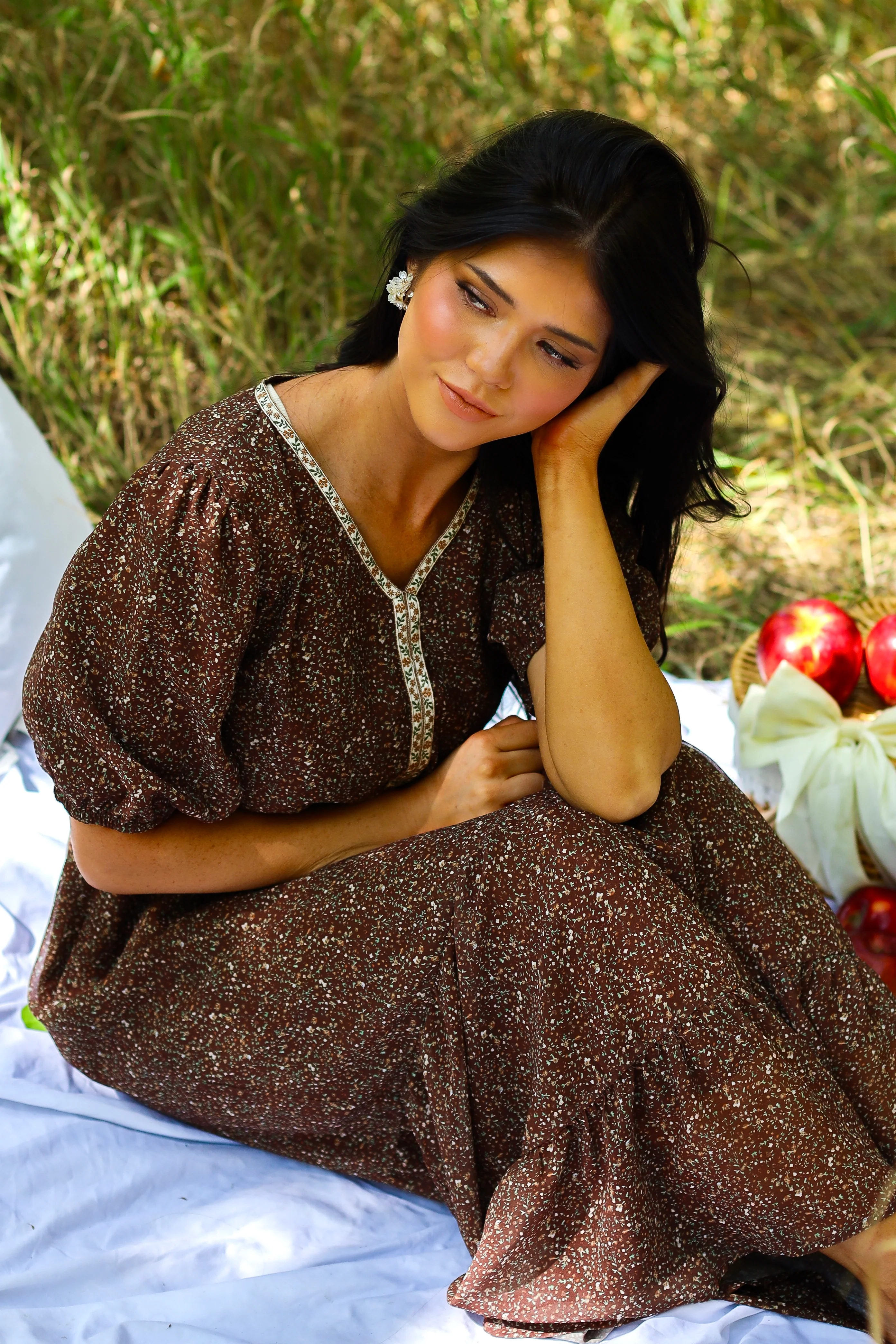 The Ellena - XNAUWBI